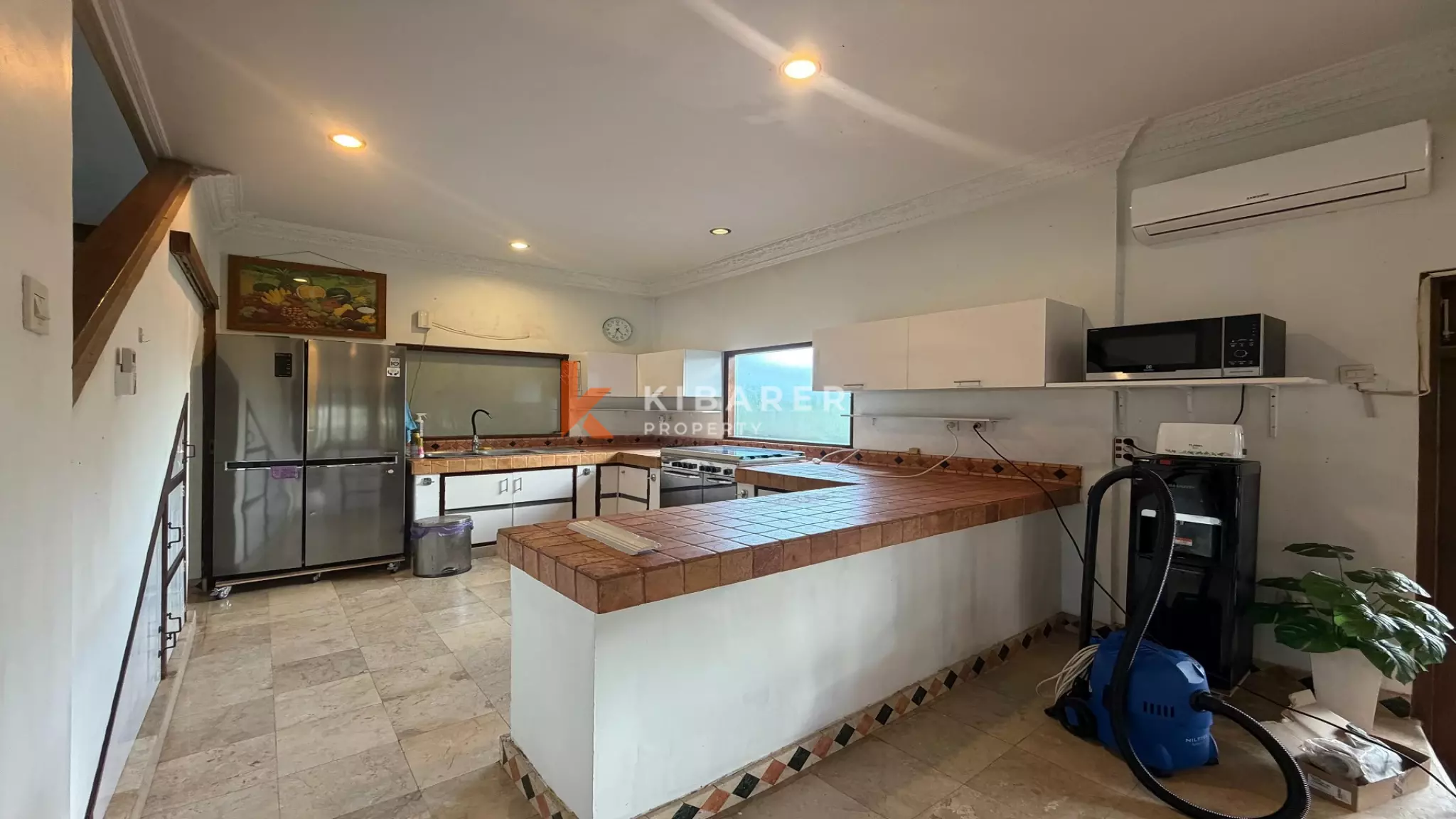 Villa confortable de trois chambres et bureau avec grand jardin à Umalas