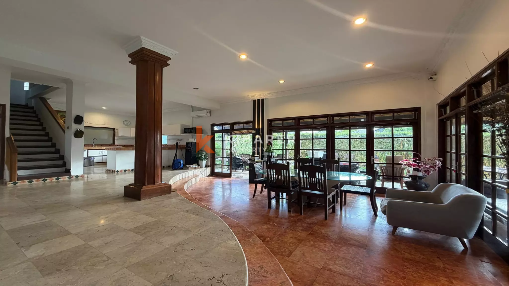 Villa confortable de trois chambres et bureau avec grand jardin à Umalas