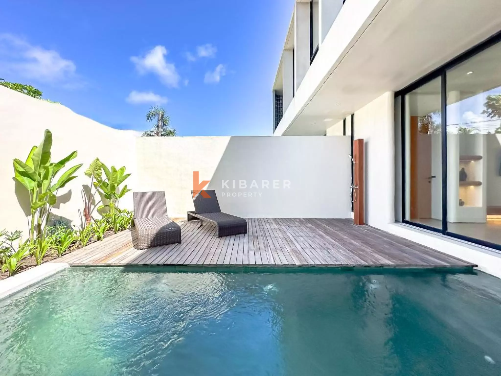 Charmante villa familiale de deux chambres avec piscine privée dans le quartier prisé d'Umalas