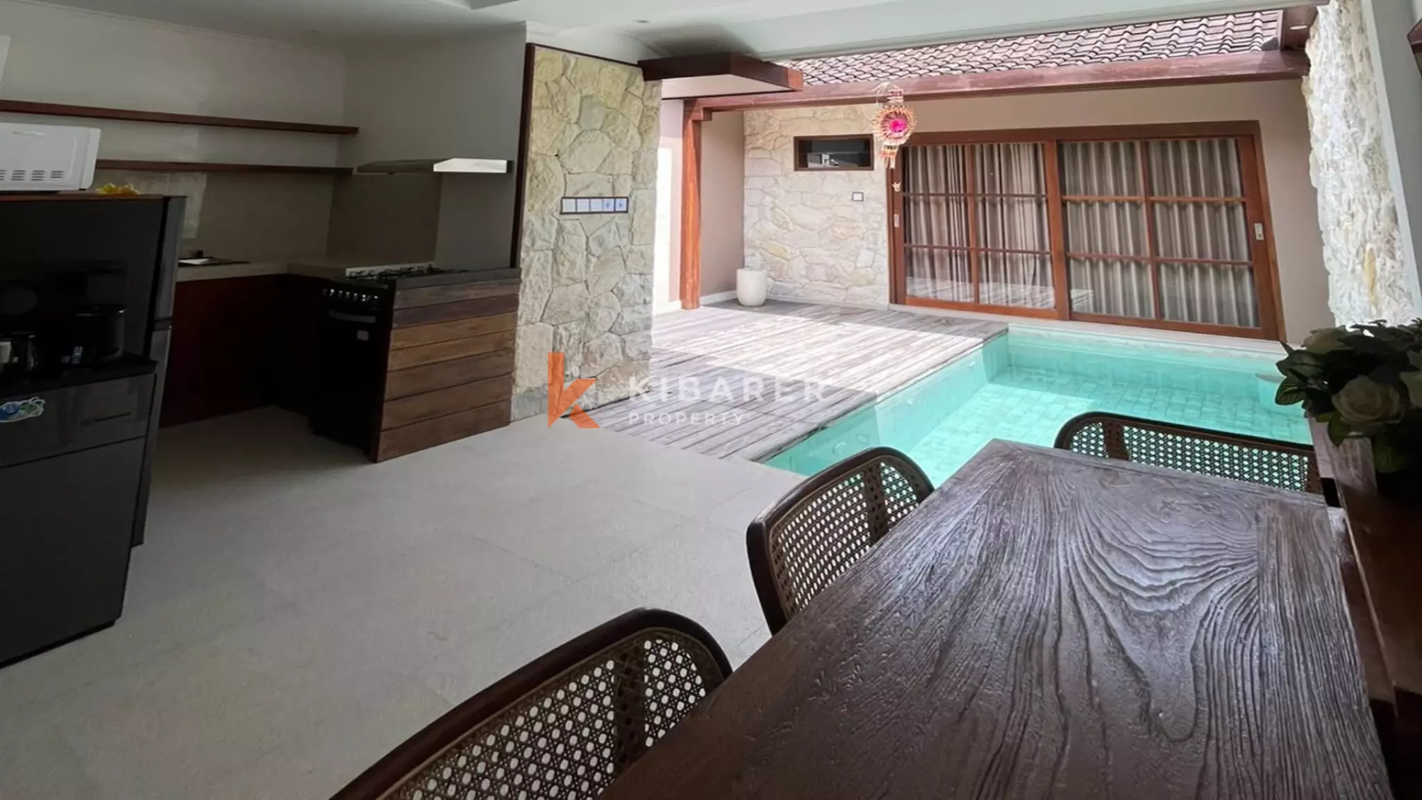 Villa tropicale élégante d'une chambre avec piscine privée à Padonan