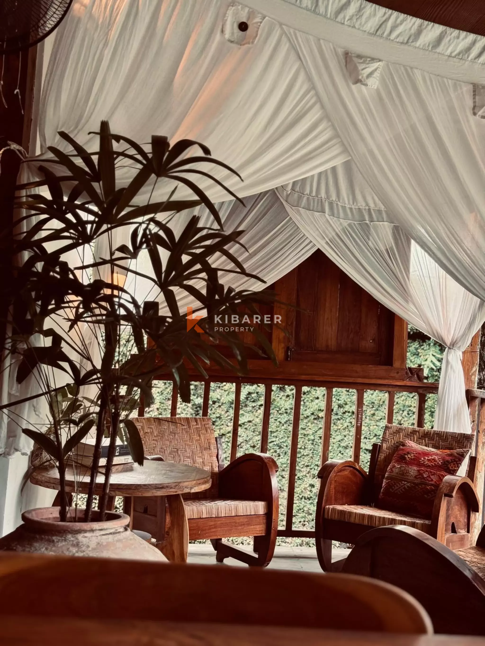 Wooden Ethnic Three Bedroom Villa in Batu Bolong