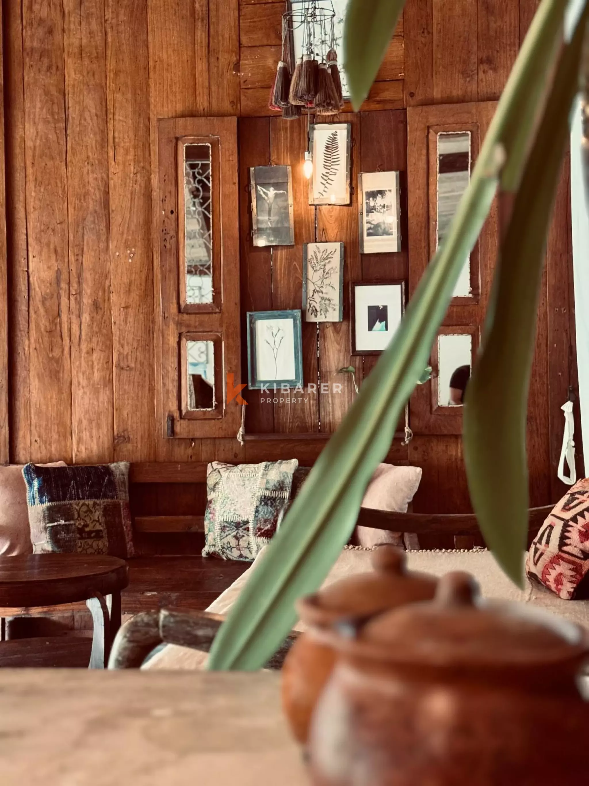 Wooden Ethnic Three Bedroom Villa in Batu Bolong
