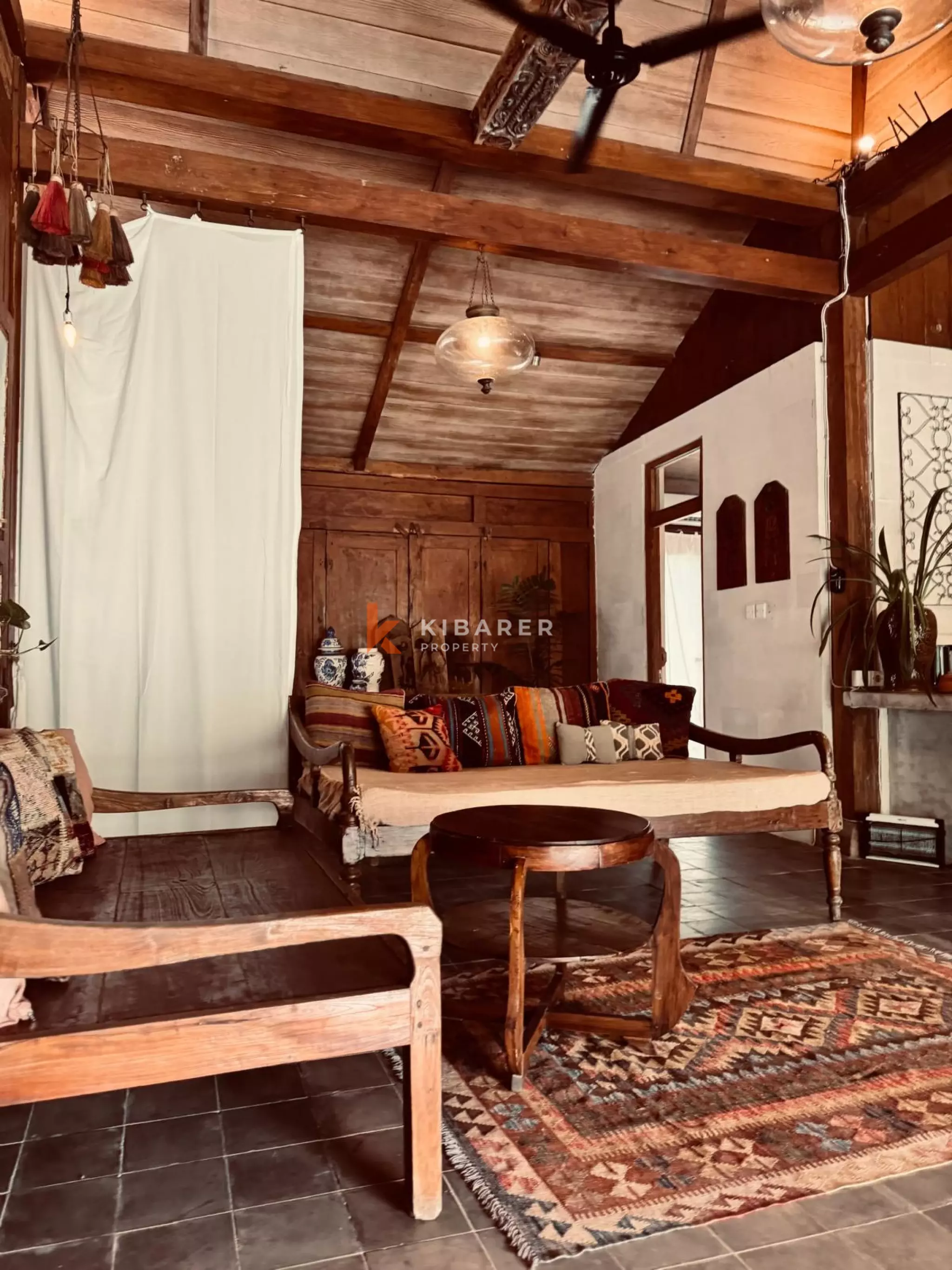 Wooden Ethnic Three Bedroom Villa in Batu Bolong