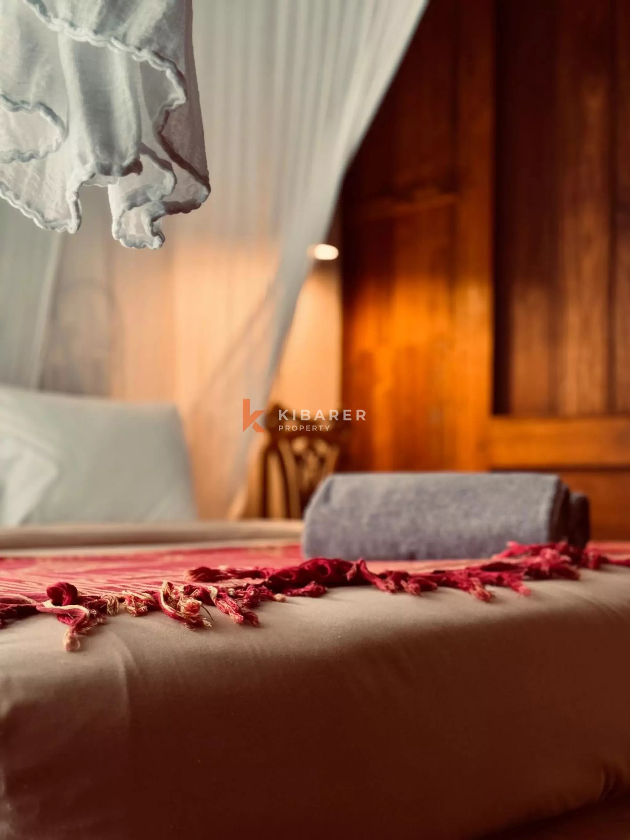 Wooden Ethnic Three Bedroom Villa in Batu Bolong
