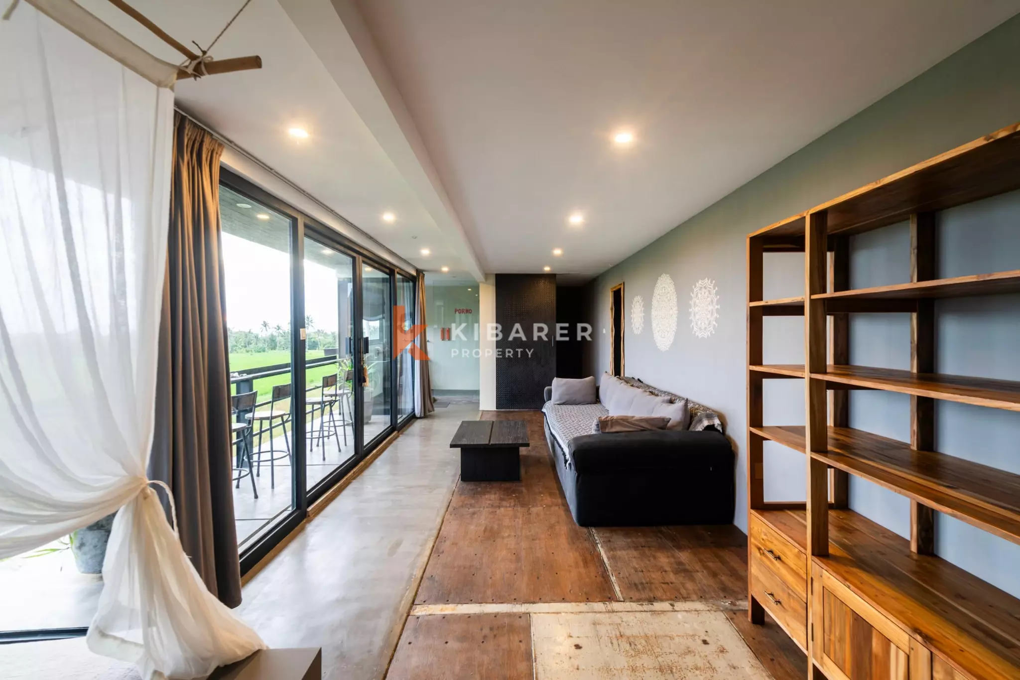 Stylish Three Bedroom Urban Villa Near Kedungu Beach
