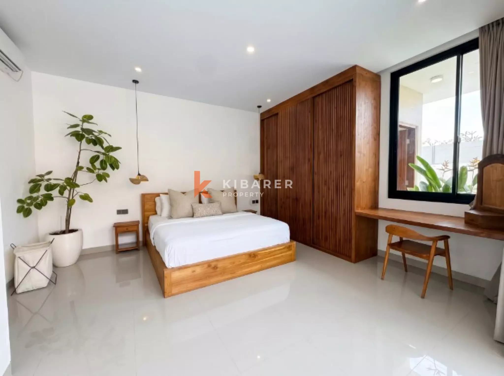 Bright and Airy Tropical Three Bedroom Villa Near Seseh Beach