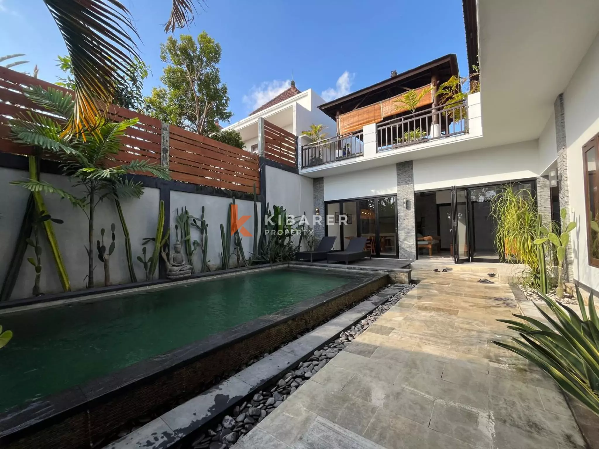 Freshly Renovated Four-Bedroom with Enclosed Living Villa in Umalas
