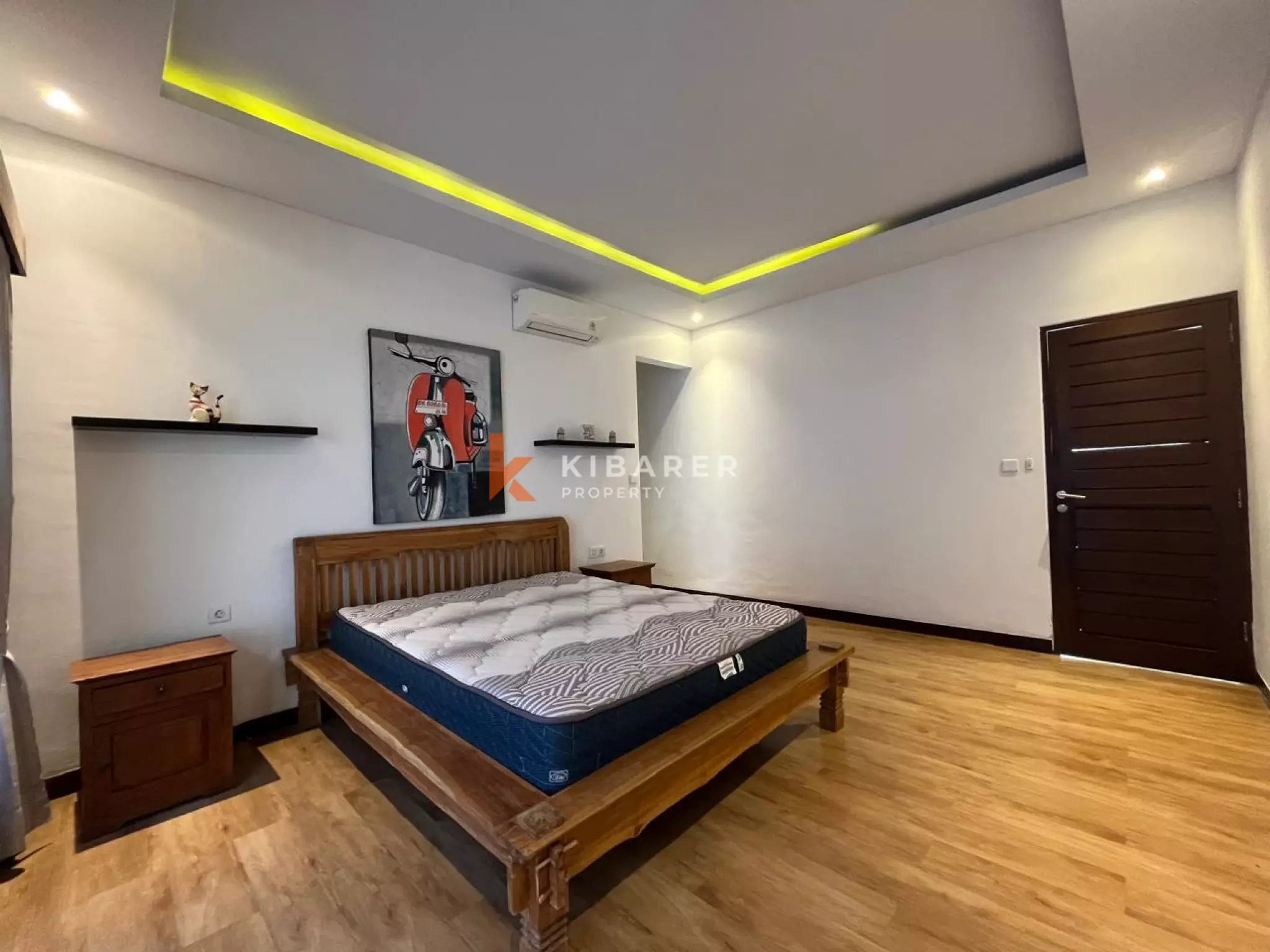 Freshly Renovated Four-Bedroom with Enclosed Living Villa in Umalas