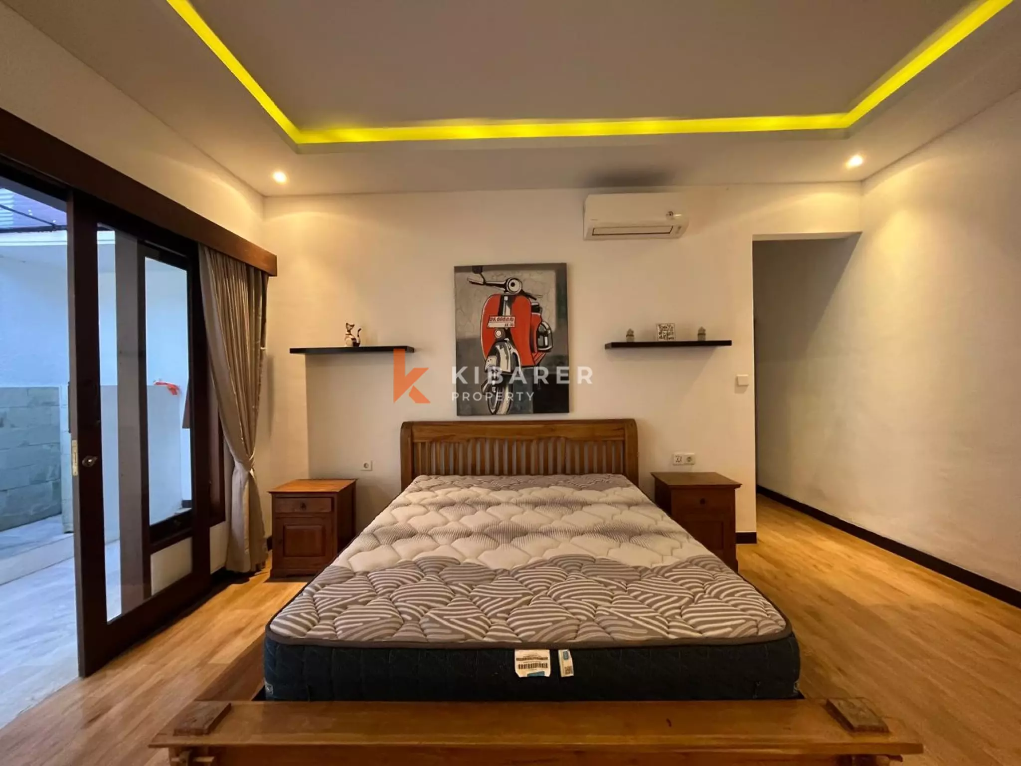 Freshly Renovated Four-Bedroom with Enclosed Living Villa in Umalas