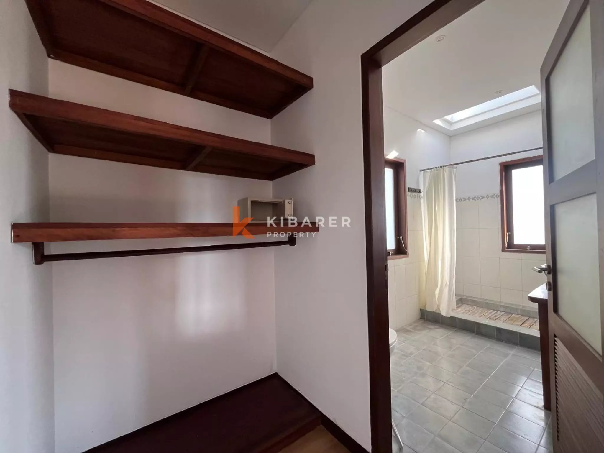 Freshly Renovated Four-Bedroom with Enclosed Living Villa in Umalas