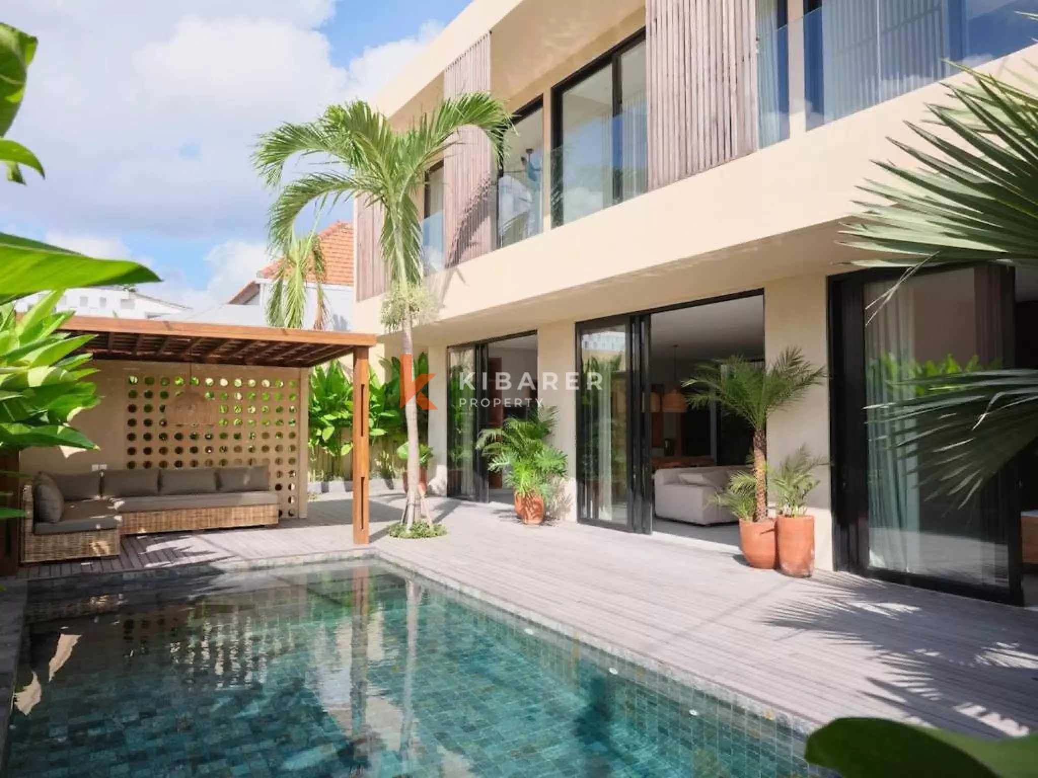 Modern Bright Four Bedroom Villa Located in Umalas