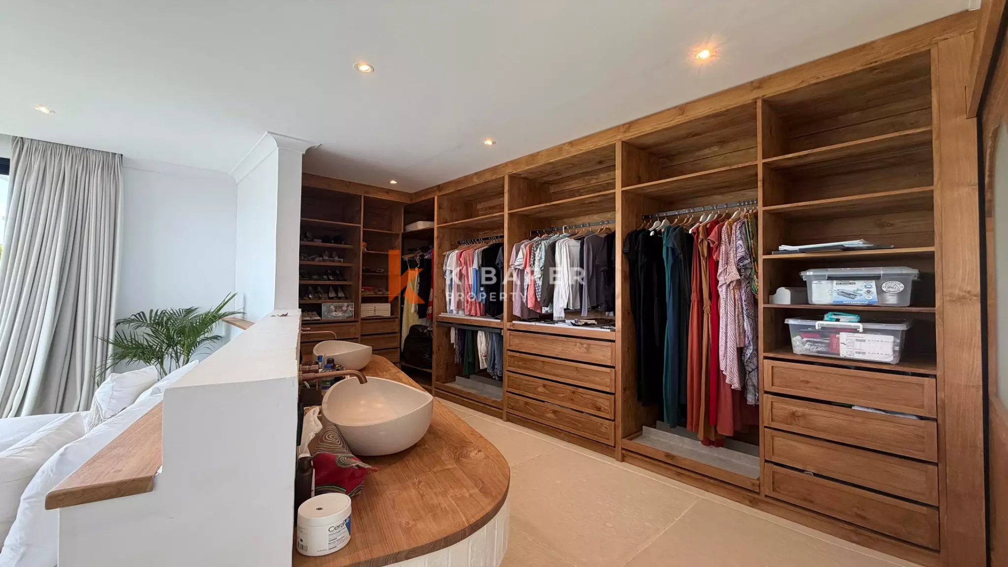 Luxury Beach Concept Two-Bedrooms Enclosed Living Villa in Uluwatu (AVAILABLE 15 AUG 2026)