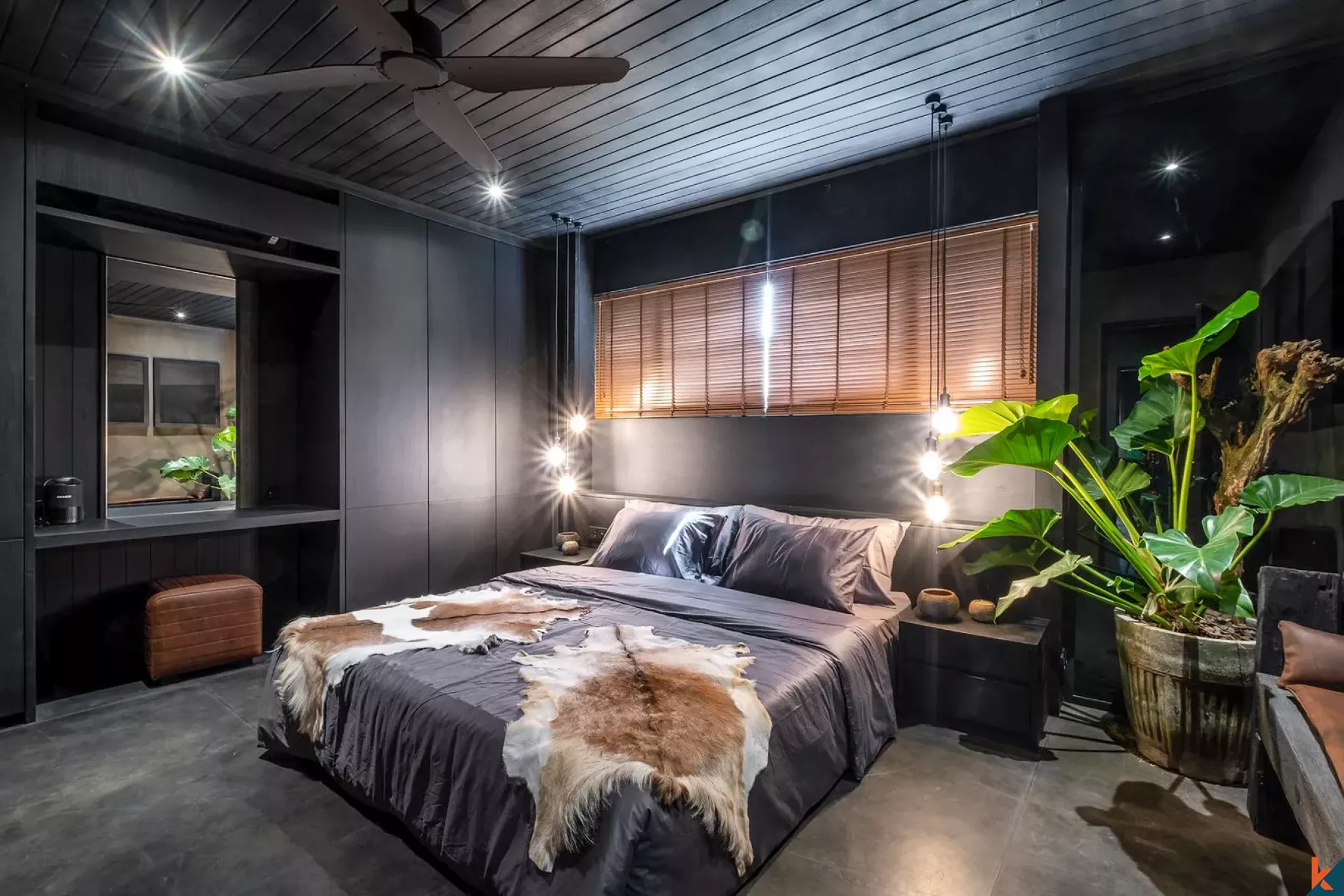 Vila hak sewa empat kamar tidur yang bagus di lokasi pusat Berawa