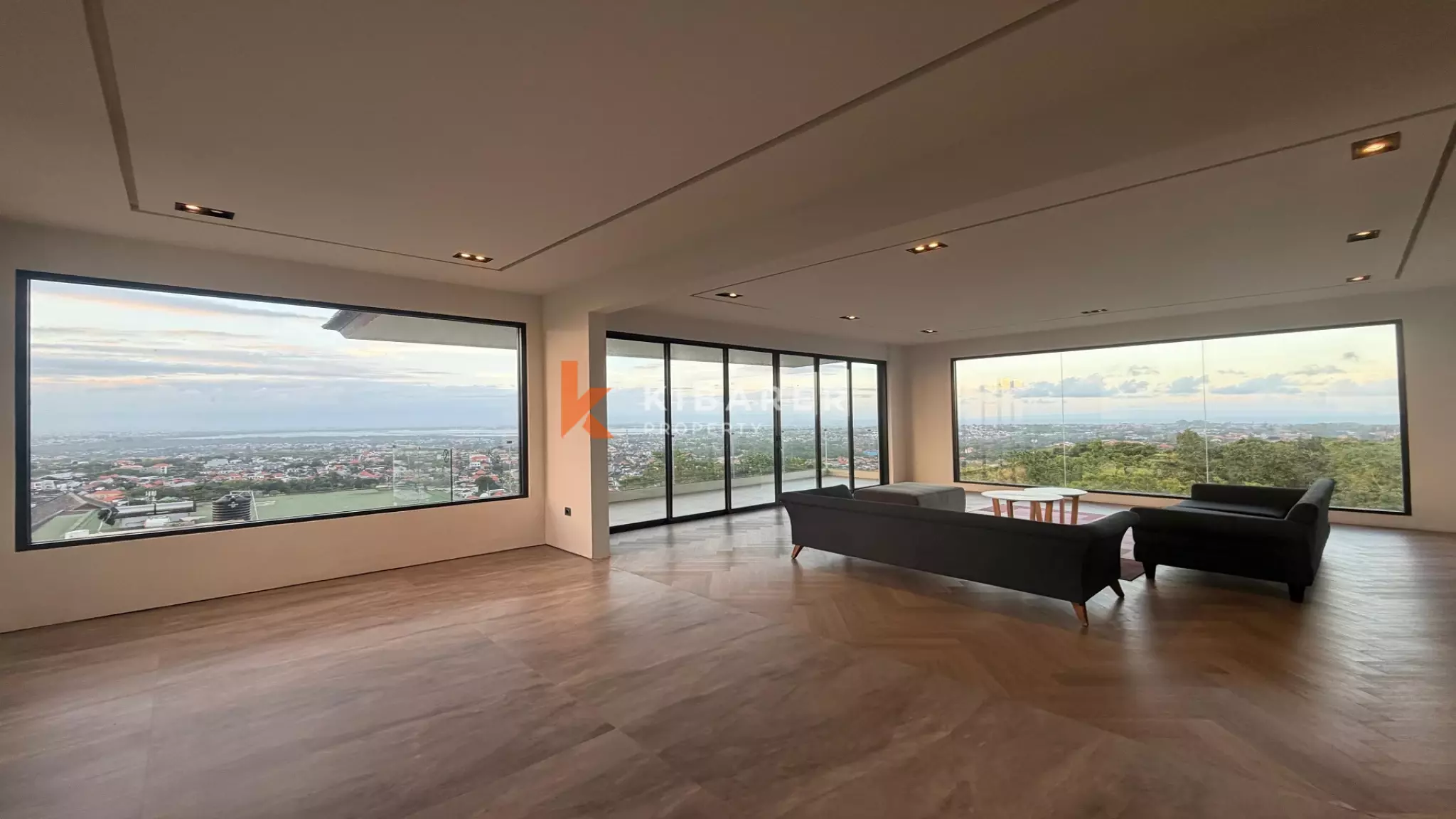 Luxury Four-Storey Six-Bedrooms Villa with City, Sea & Airport View in Jimbaran
