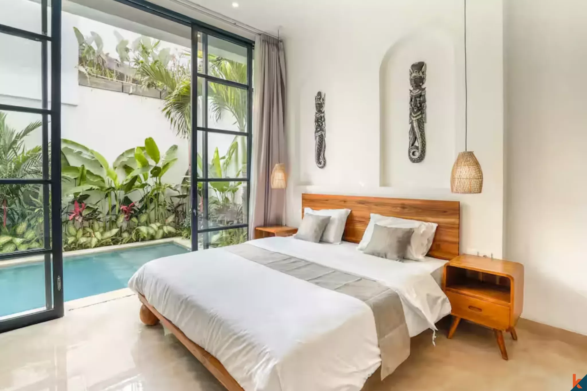 Investasi vila hak sewa tiga kamar tidur di lokasi strategis di Berawa