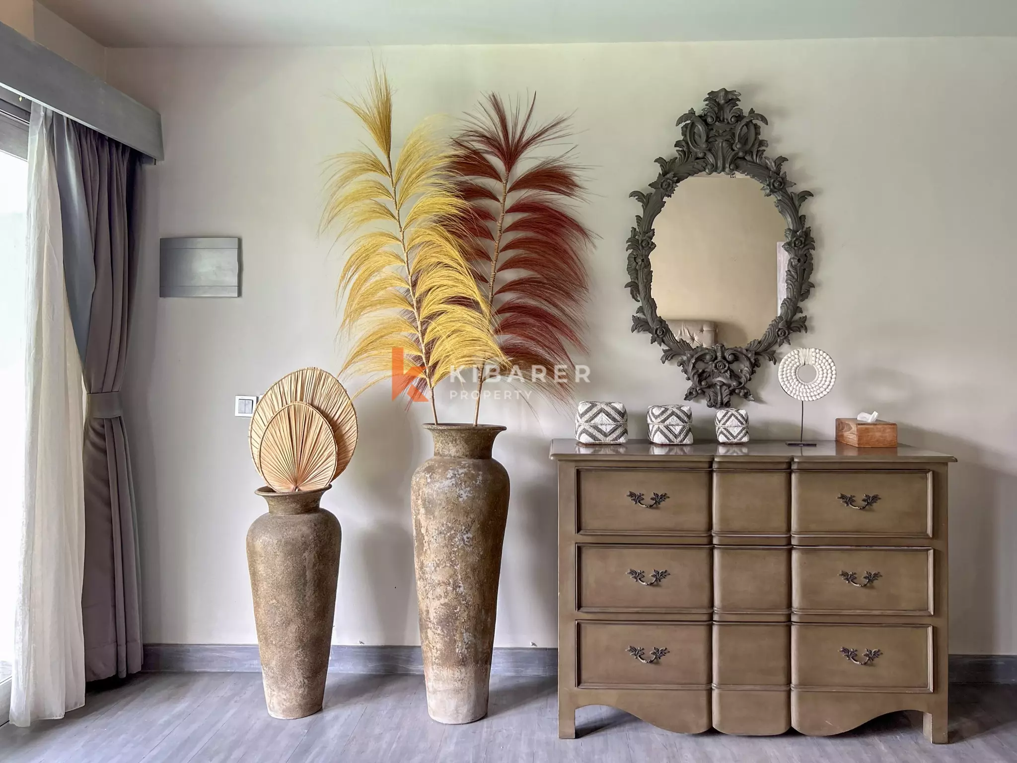Charming Three-Bedroom Tropical Villa with Garden and Private Pool in Berawa