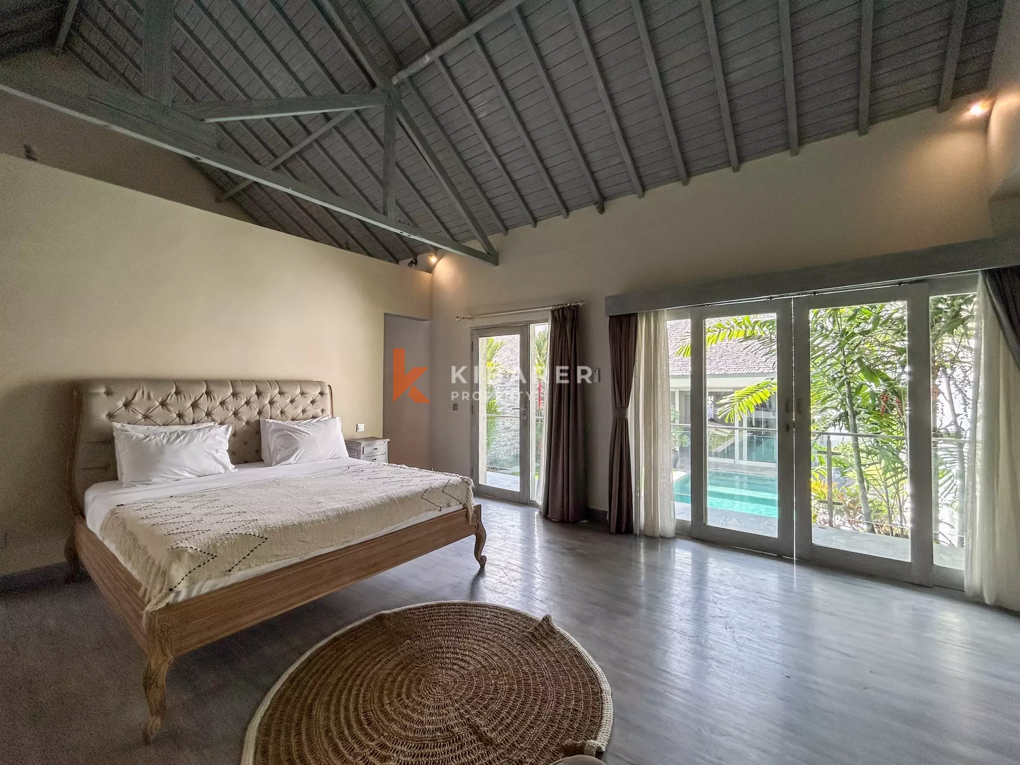 Charming Three-Bedroom Tropical Villa with Garden and Private Pool in Berawa