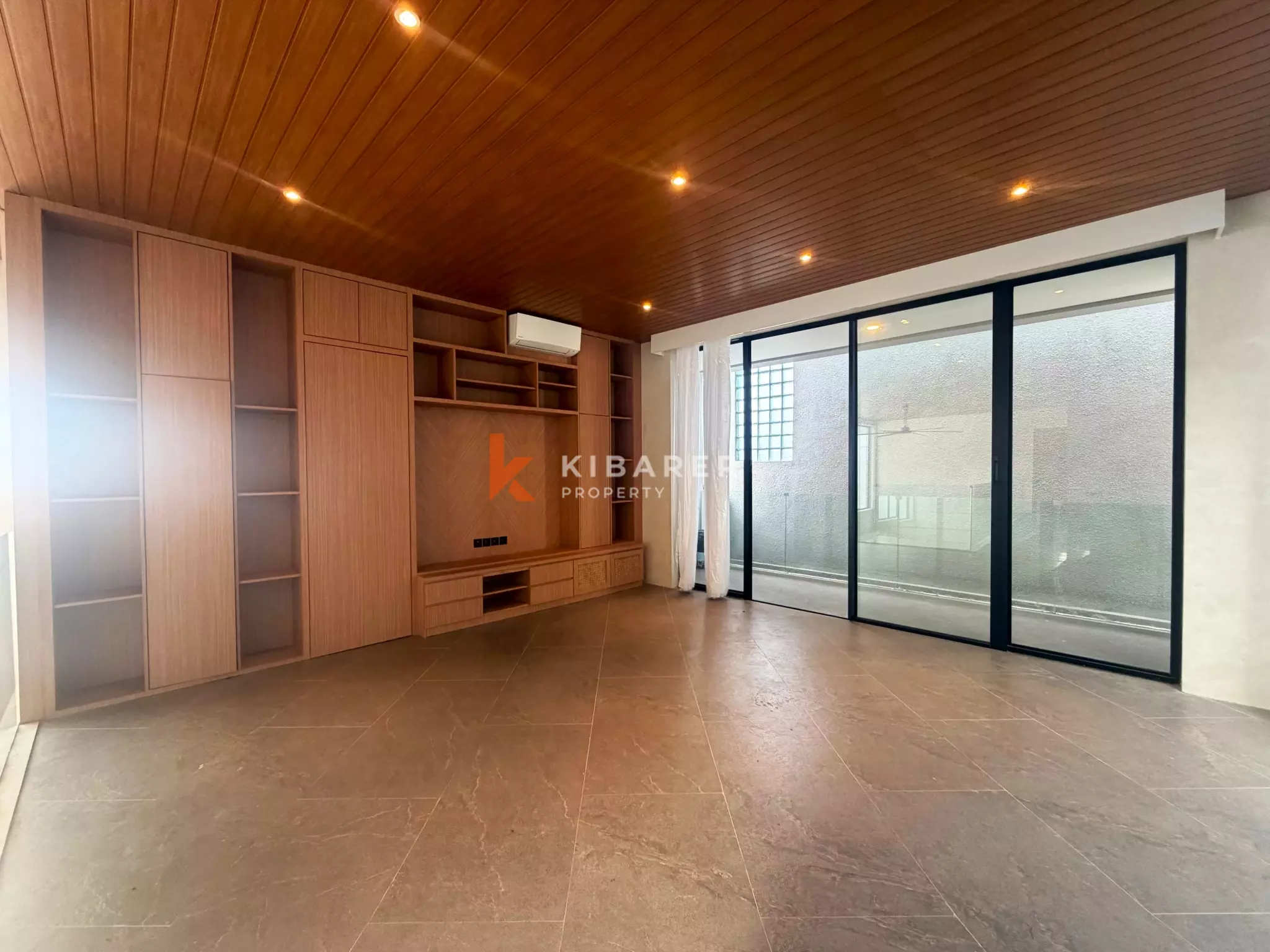 Luxury Family Three-Bedrooms Villa with Sunken Lounge in Ungasan