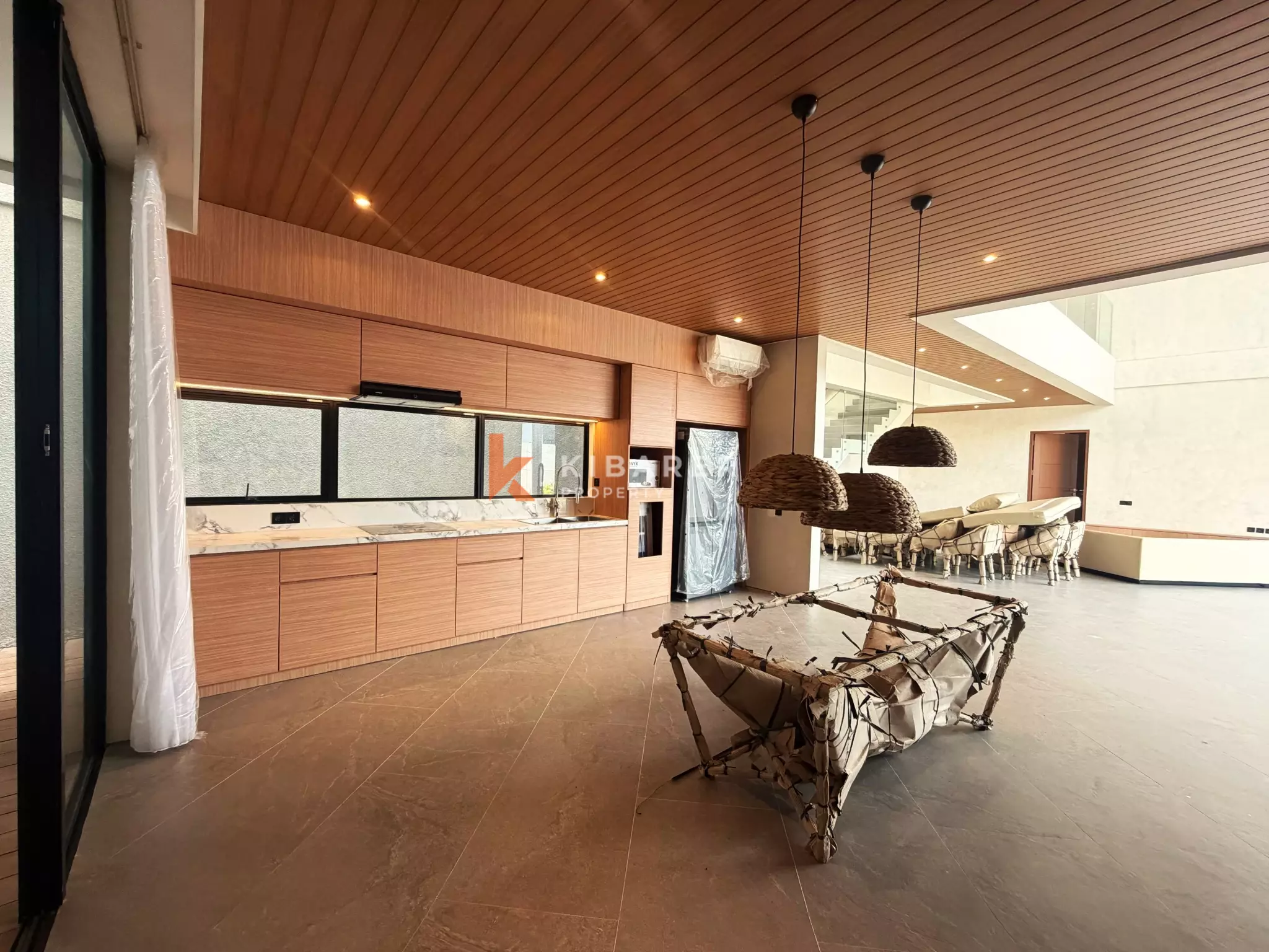 Luxury Family Three-Bedrooms Villa with Sunken Lounge in Ungasan