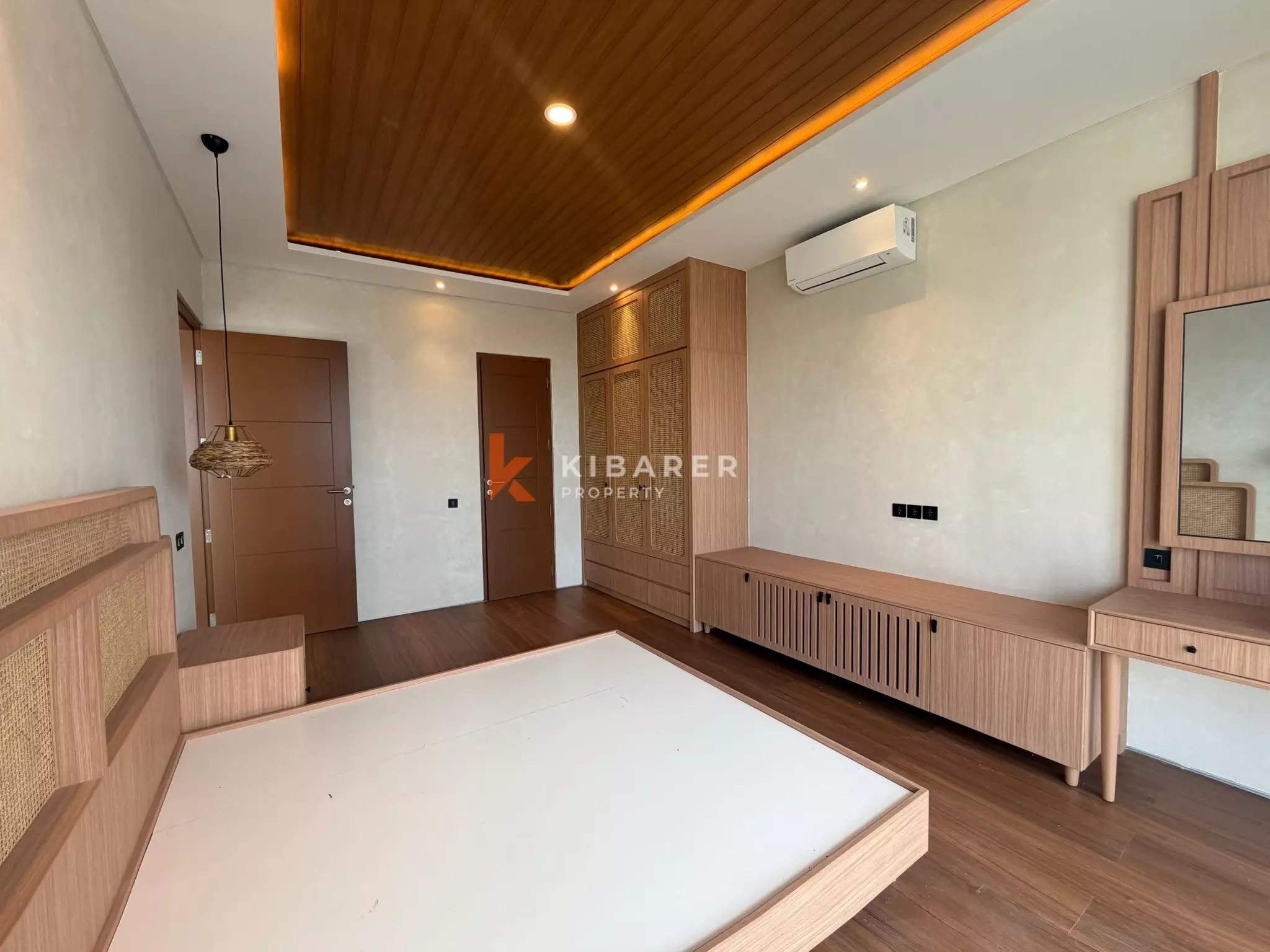 Luxury Family Three-Bedrooms Villa with Sunken Lounge in Ungasan