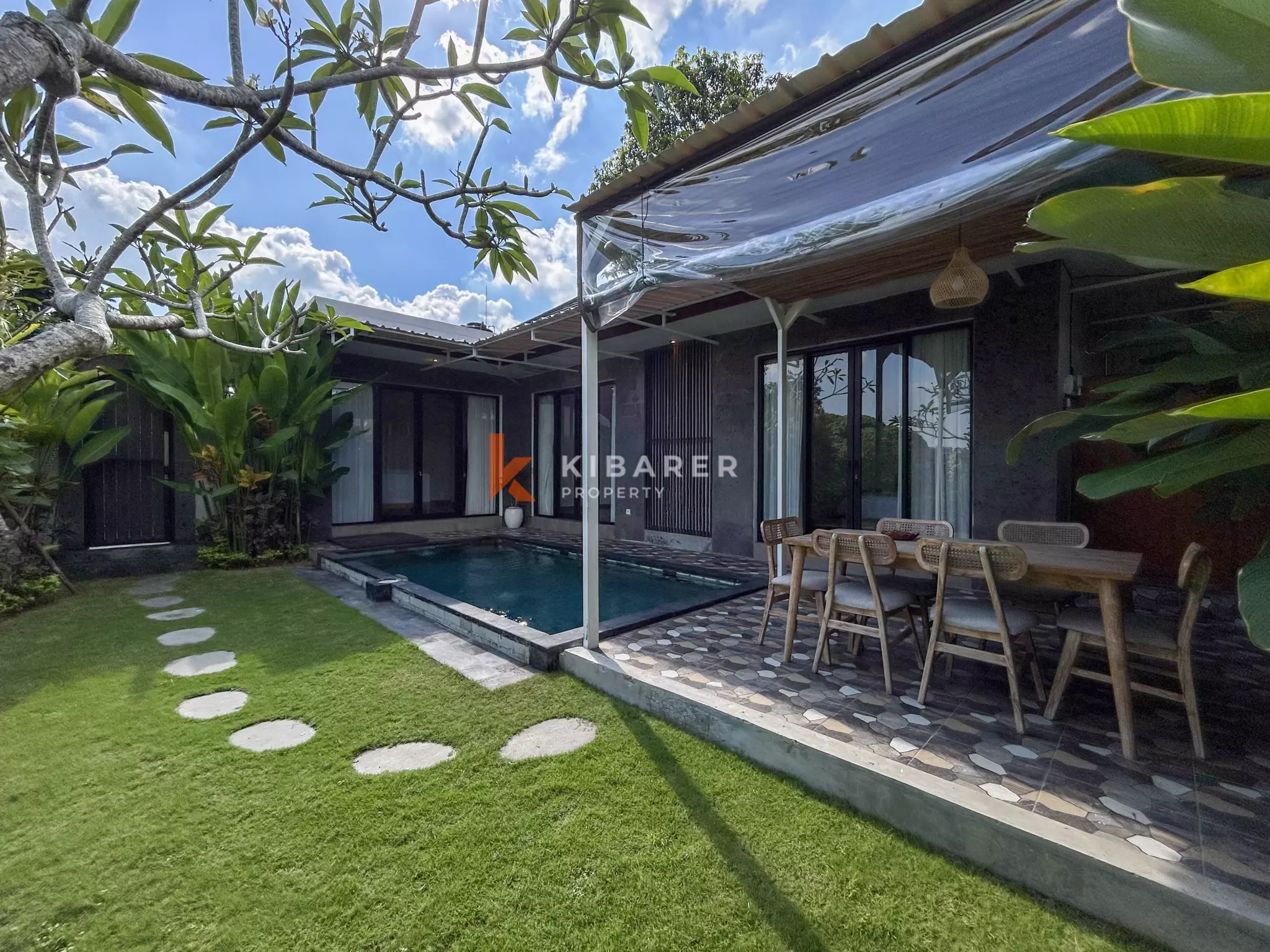 Charming Two-Bedroom Villa in Canggu – Tropical Modern Design