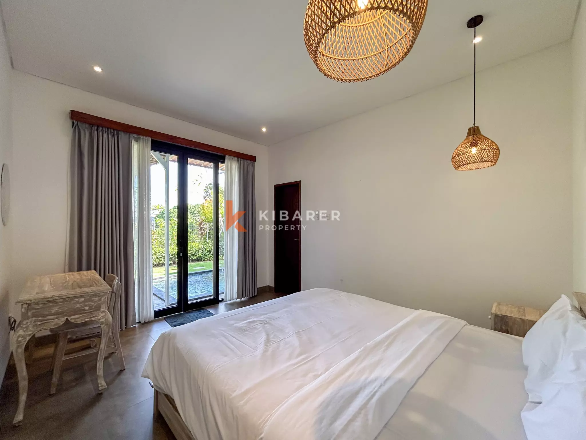 Charming Two-Bedroom Villa in Canggu – Tropical Modern Design