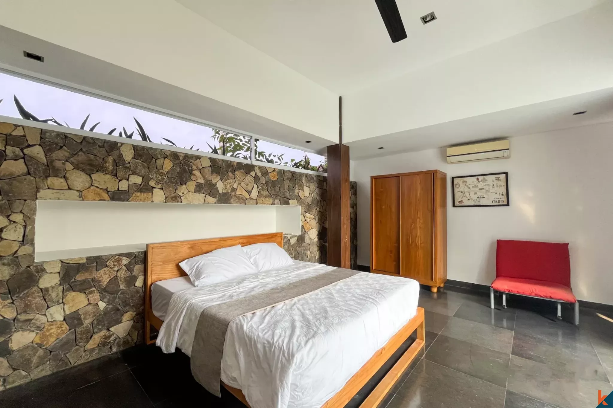 Tropical 3-Bedroom Villa with Private Pool & Sun Deck in Kerobokan