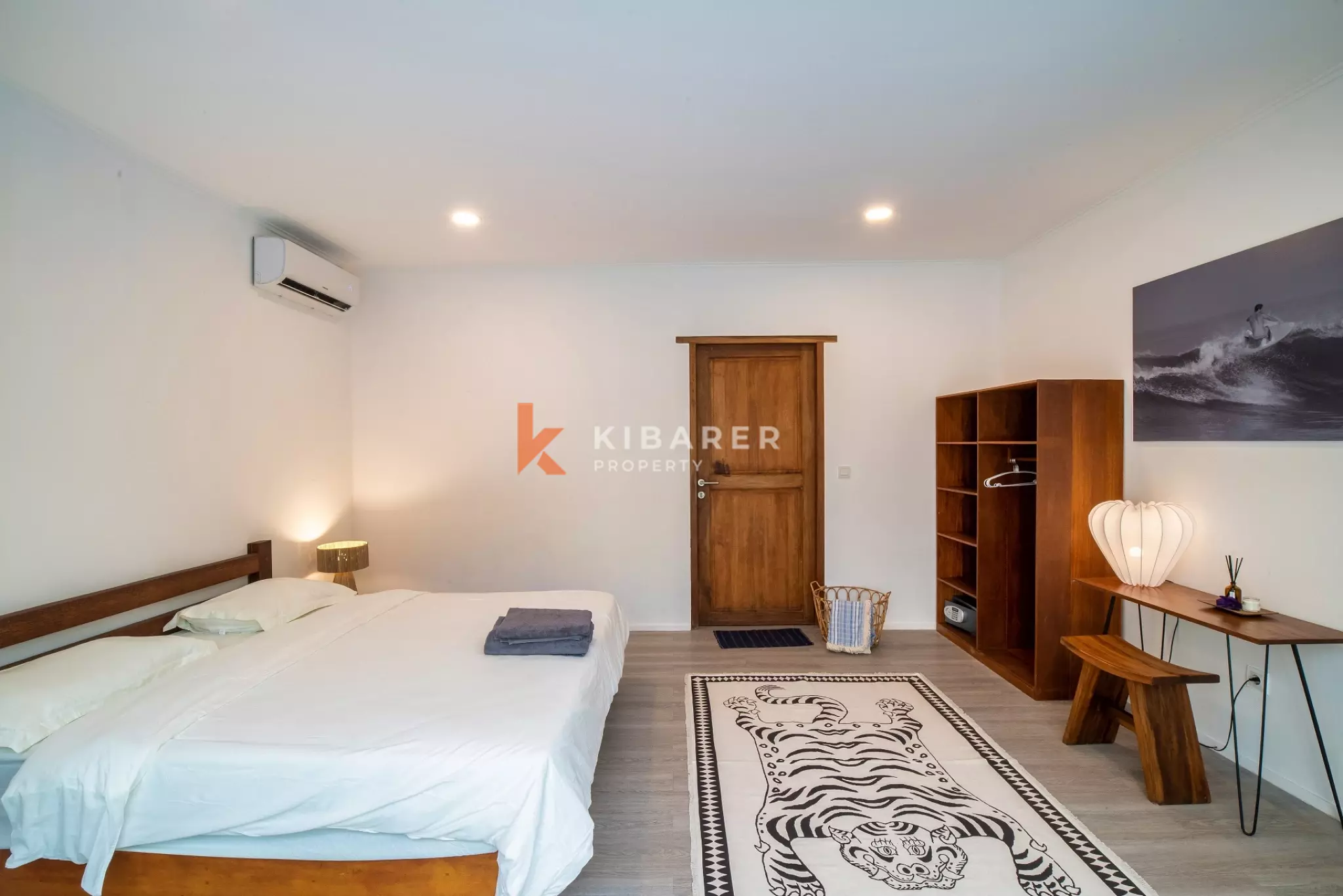 Spacious Entertainment Four-Bedrooms Enclosed Living Villa in Prime Berawa