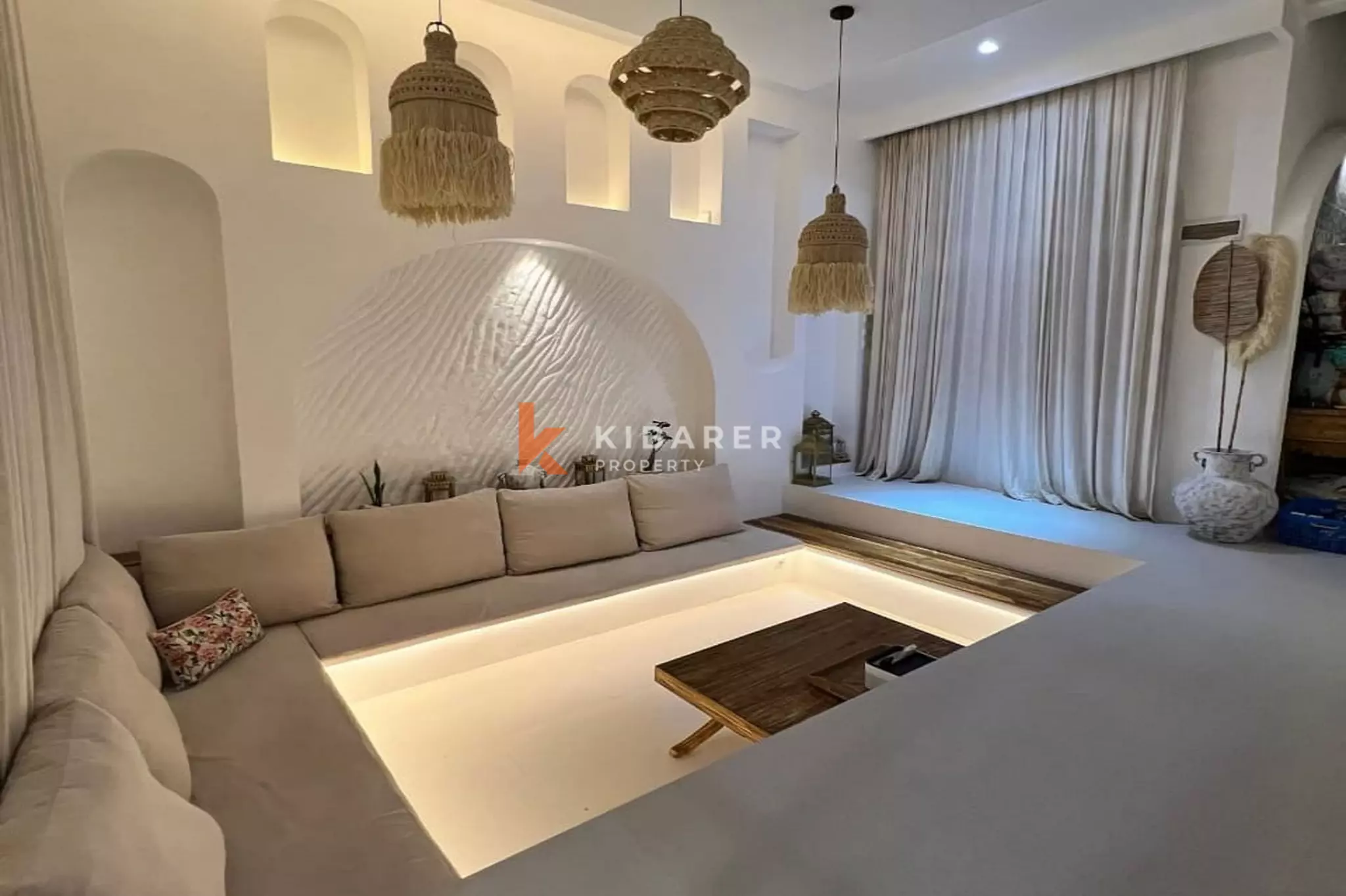Boho Mediterranean Two-Bedrooms Villa Near Balangan & Dreamland Beach