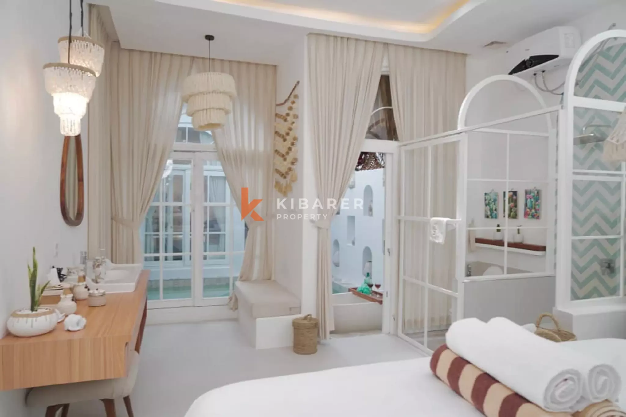Boho Mediterranean Two-Bedrooms Villa Near Balangan & Dreamland Beach