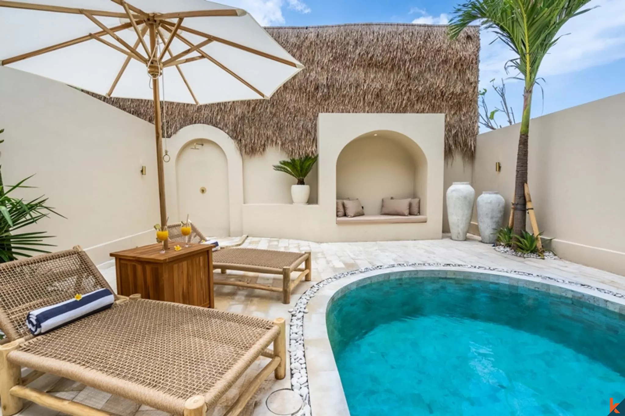 Villa méditerranéenne neuve de 2 chambres dans le quartier prisé de Pererenan