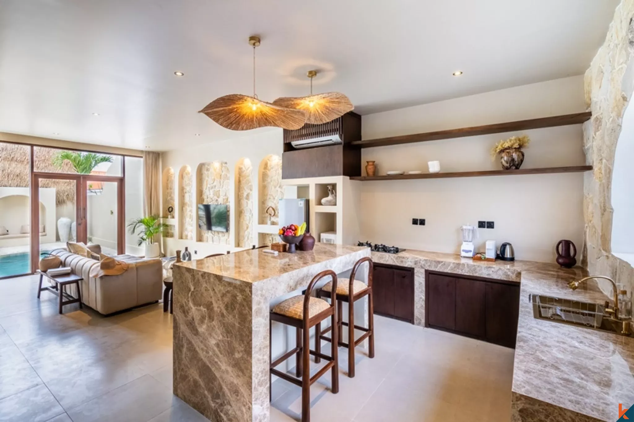 Villa méditerranéenne neuve de 2 chambres dans le quartier prisé de Pererenan