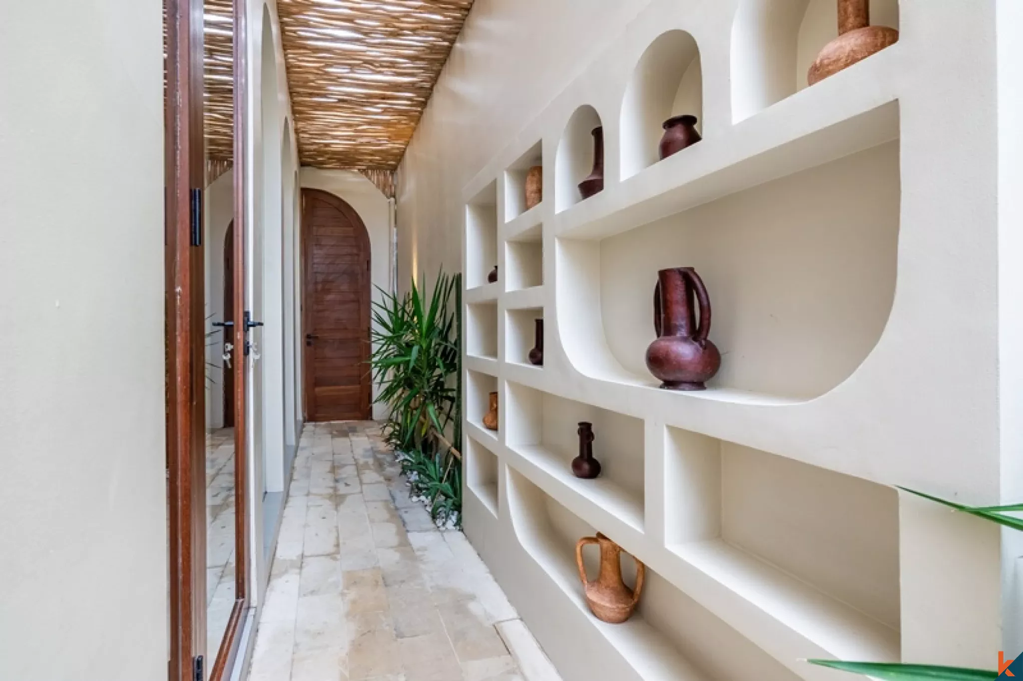 Villa méditerranéenne neuve de 2 chambres dans le quartier prisé de Pererenan
