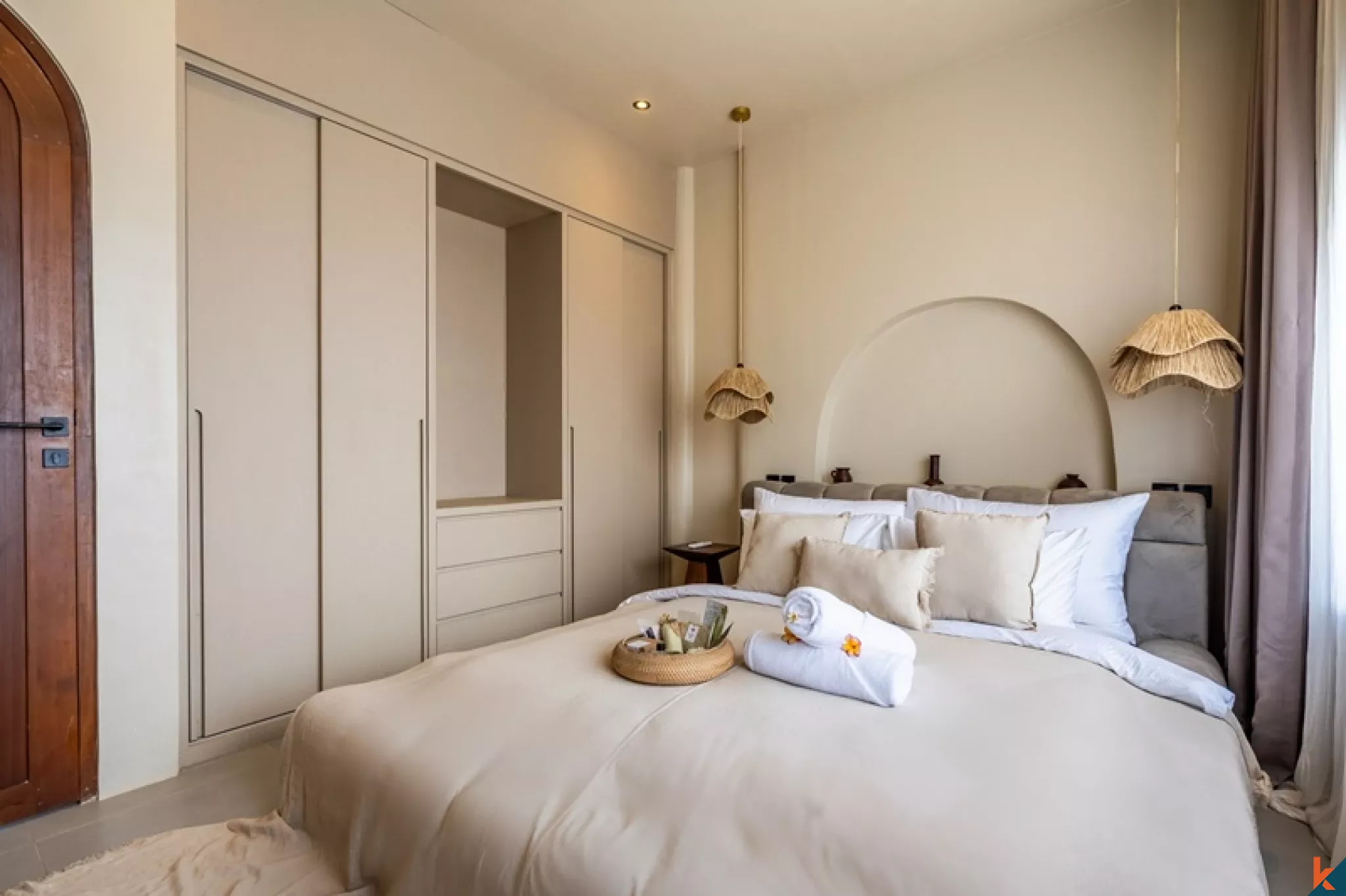 Villa méditerranéenne neuve de 2 chambres dans le quartier prisé de Pererenan