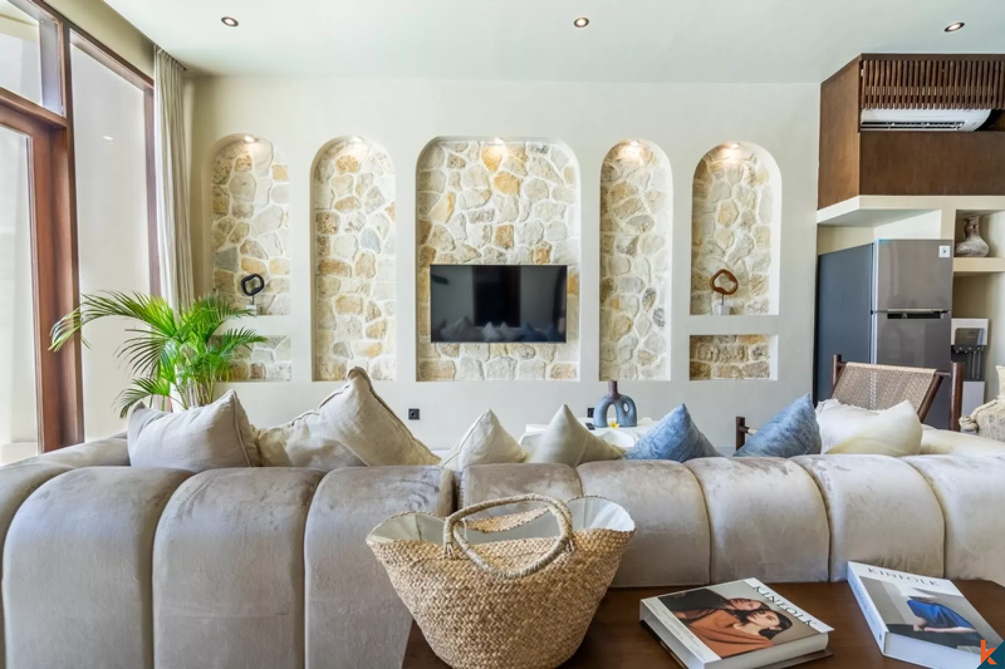 Villa méditerranéenne neuve de 2 chambres dans le quartier prisé de Pererenan