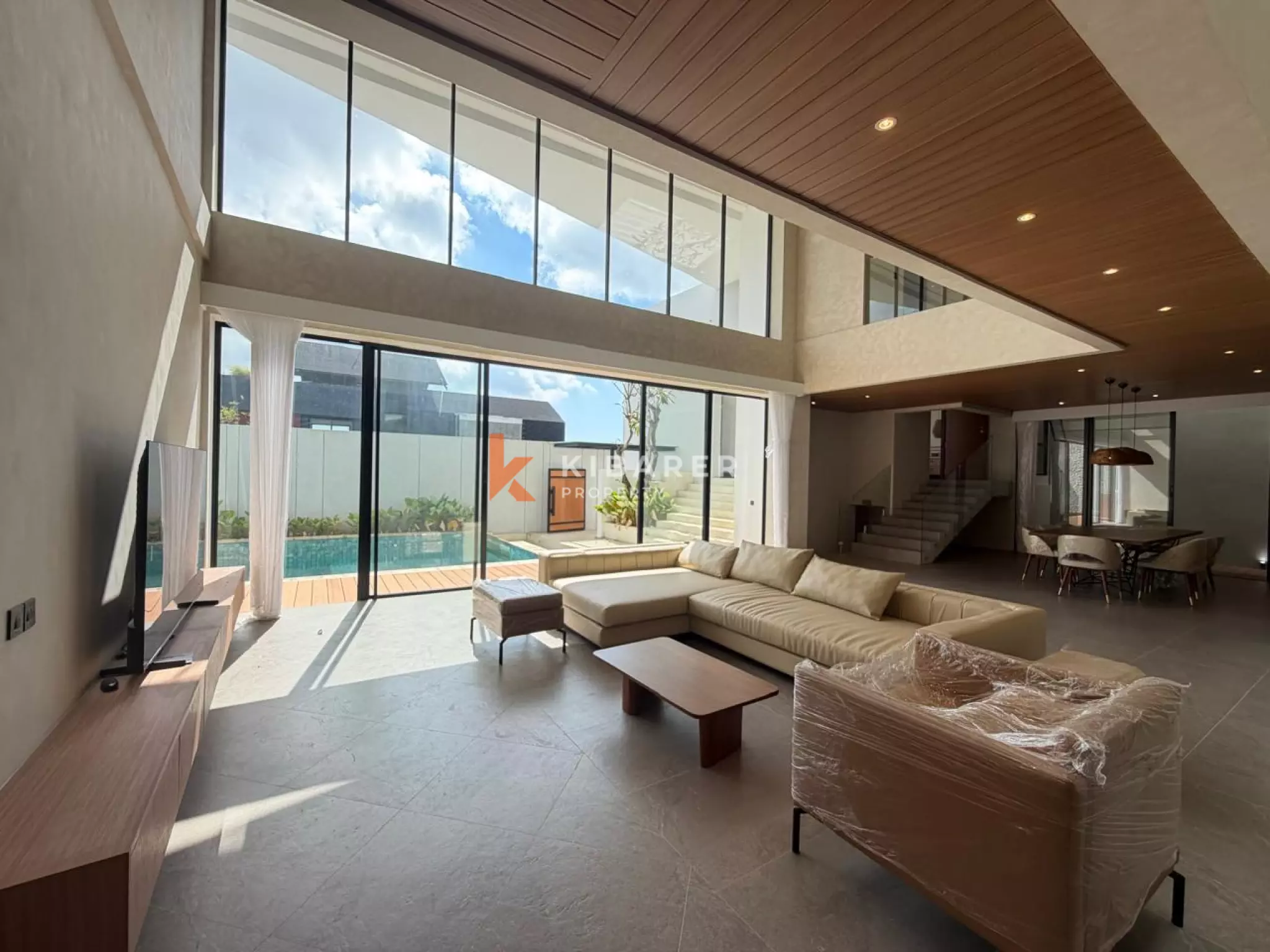 Luxury Spacious Family Four-Bedrooms Villa in Ungasan