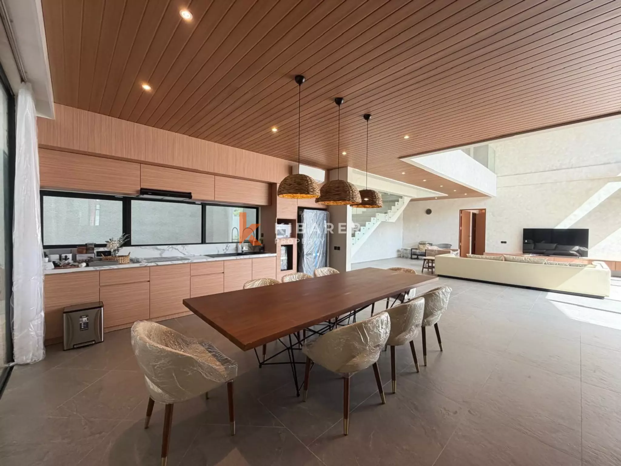 Luxury Spacious Family Four-Bedrooms Villa in Ungasan