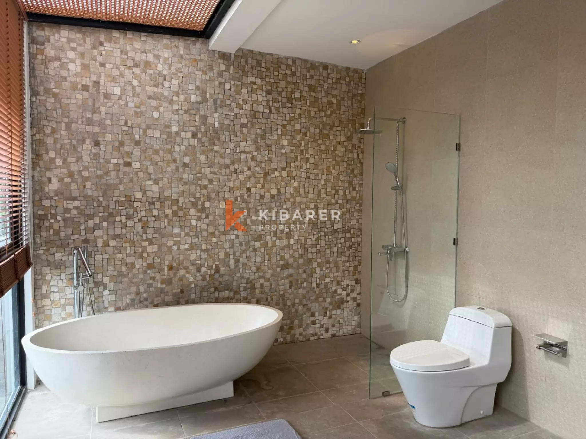 Luxury Spacious Family Four-Bedrooms Villa in Ungasan