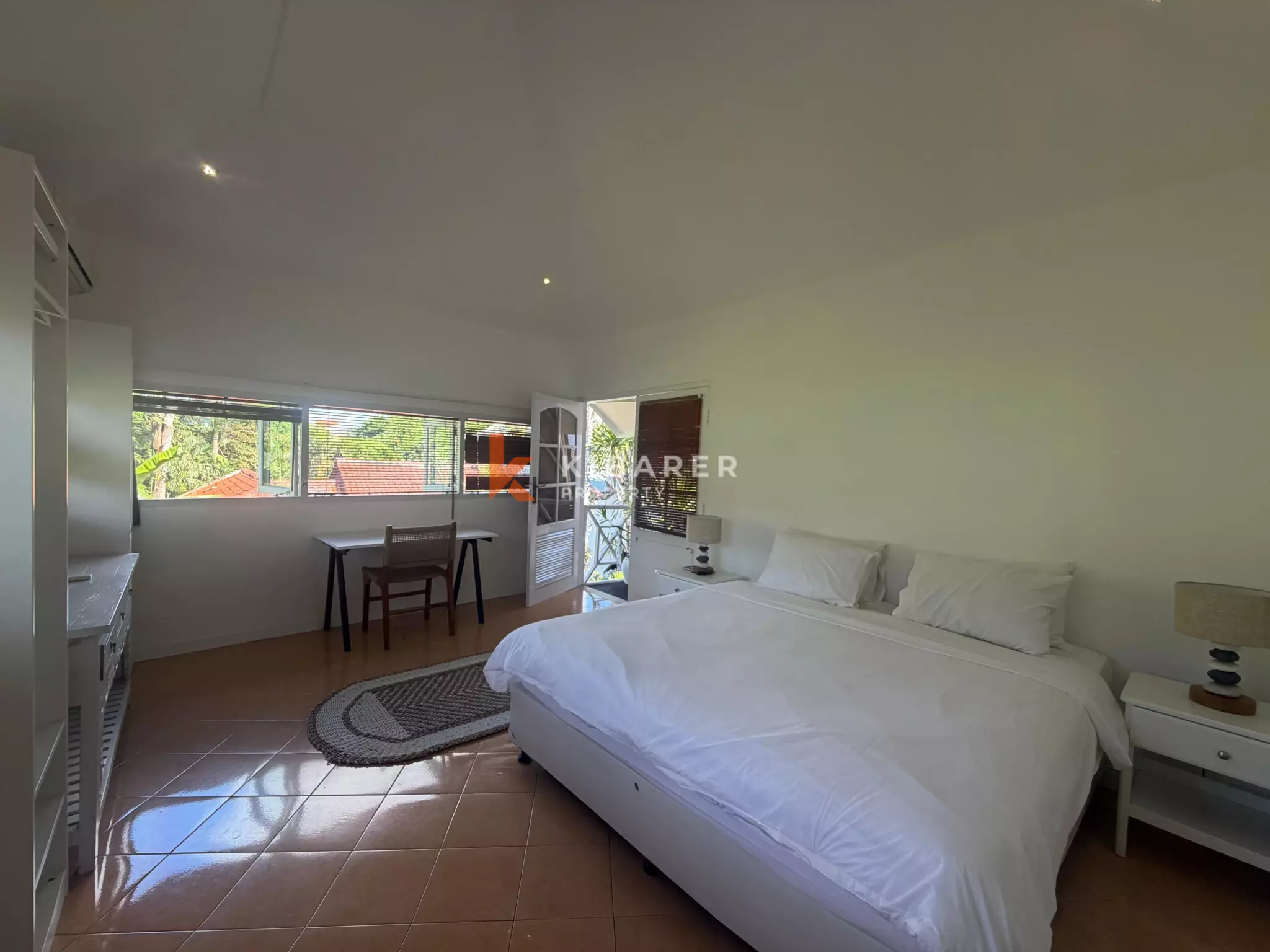 Charming Family Villa Three-Bedrooms in a Quiet and Secure Umalas Lane