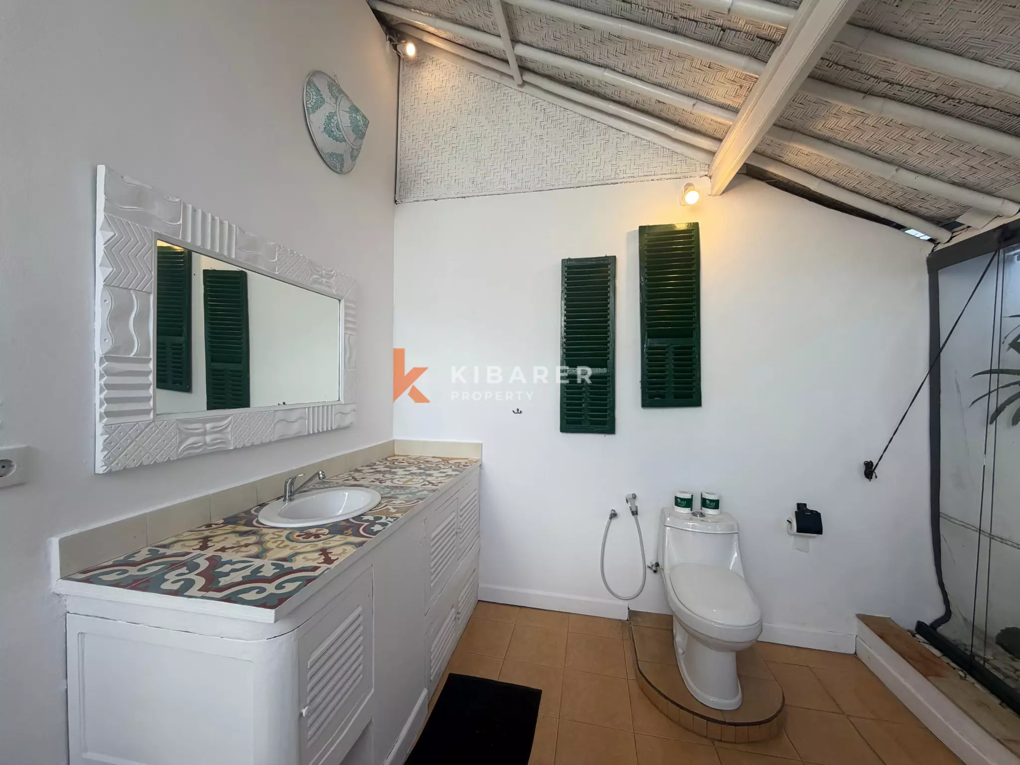 Charming Family Villa Three-Bedrooms in a Quiet and Secure Umalas Lane