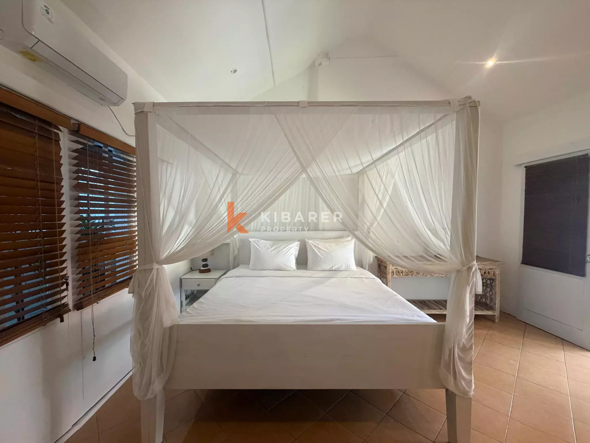 Charming Family Villa Three-Bedrooms in a Quiet and Secure Umalas Lane
