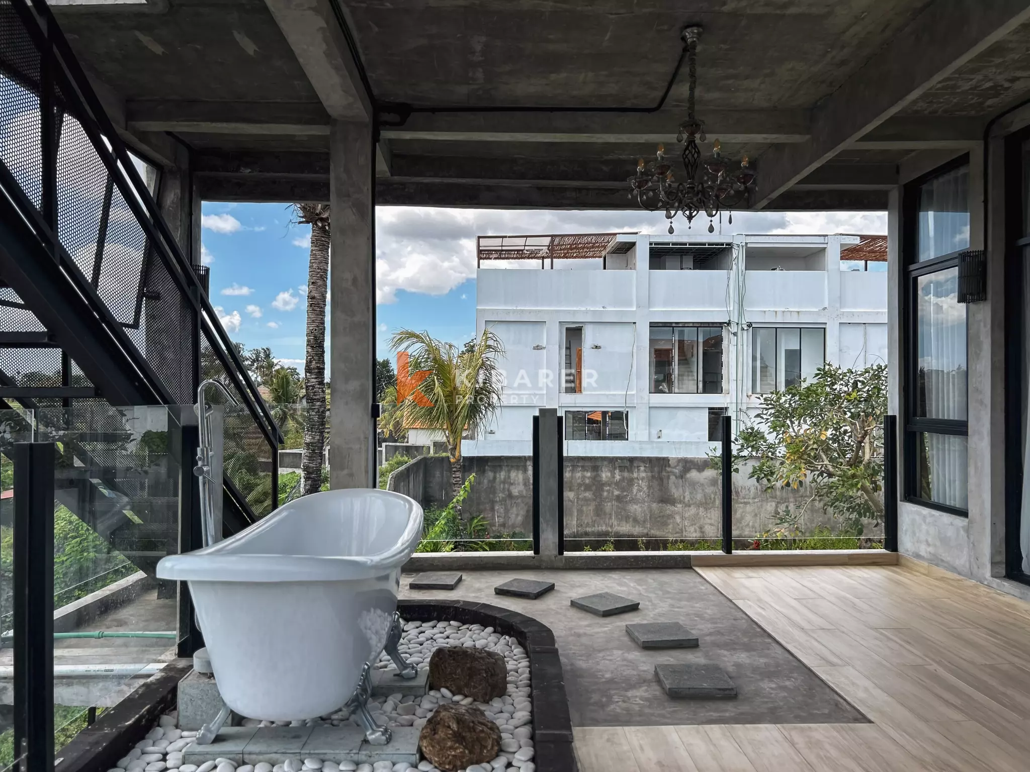 Modern Industrial Five-Bedroom Luxury Villa with Pool in Nyanyi