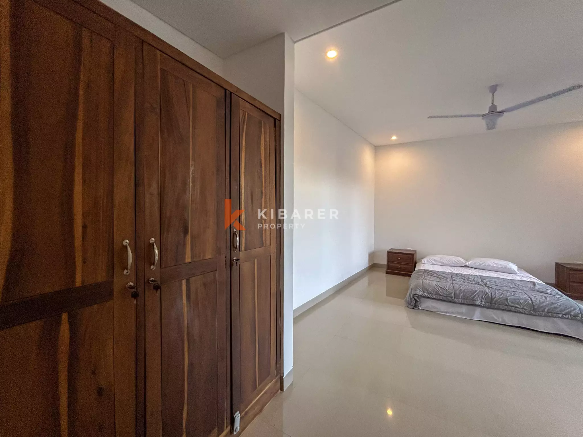 Villa Bali Nyaman dengan Tiga Kamar Tidur dan Rooftop di Buduk