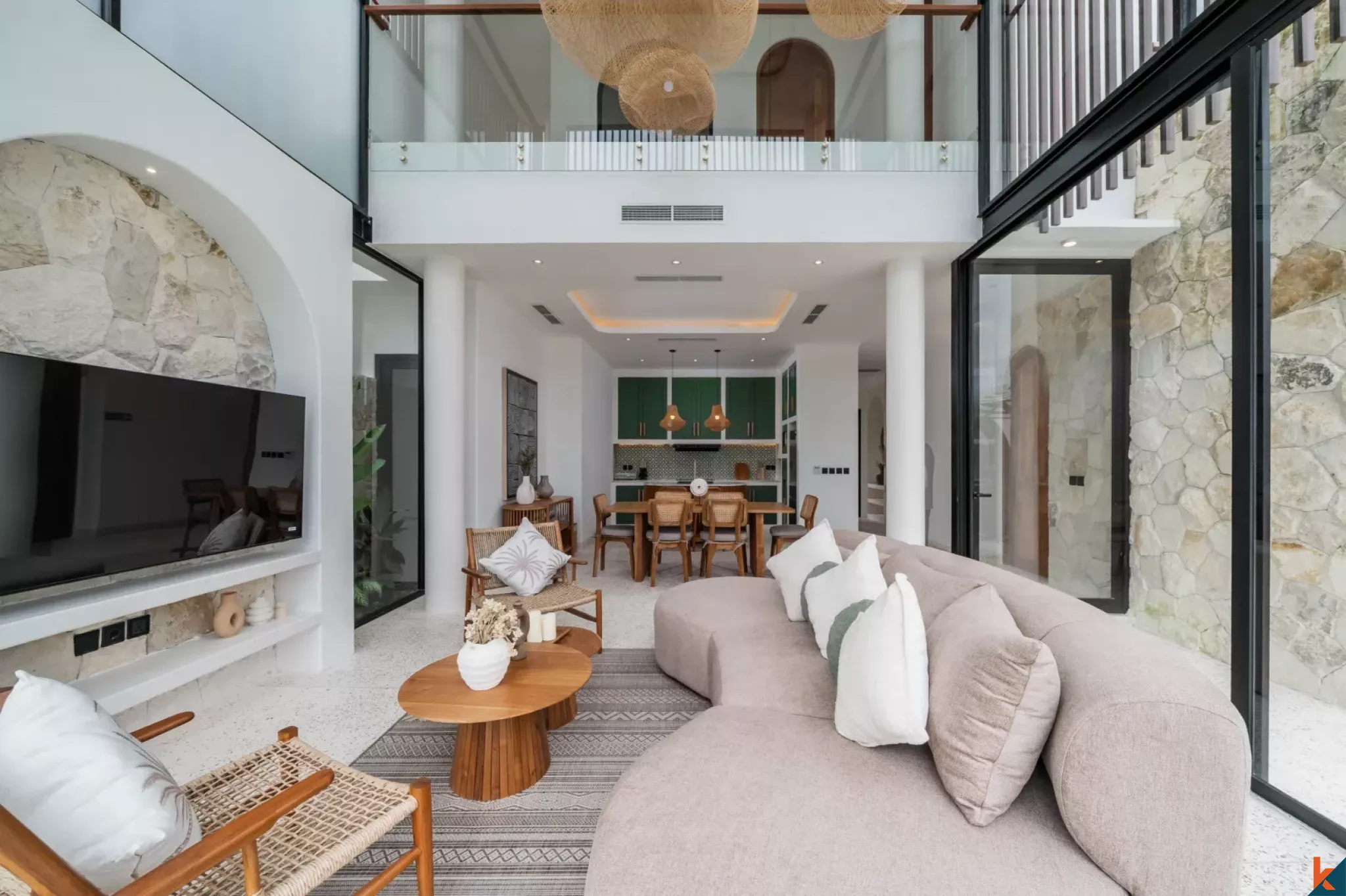 New High Quality Three Bedroom Leasehold Villa in Tibubeneng
