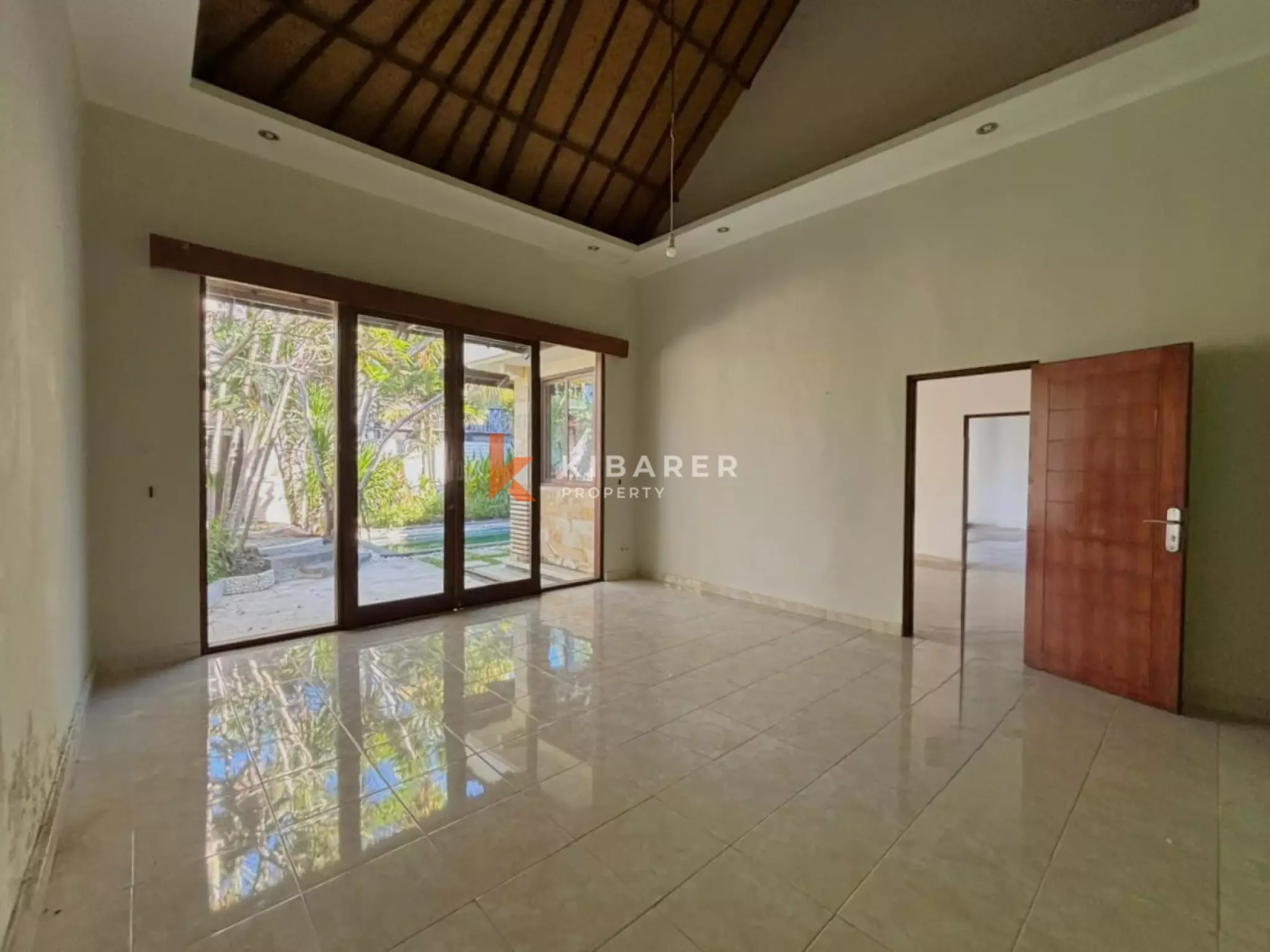 Great Investment Location – Two Bedroom Unfurnished Villa in Seminyak (Minimum 5 years)