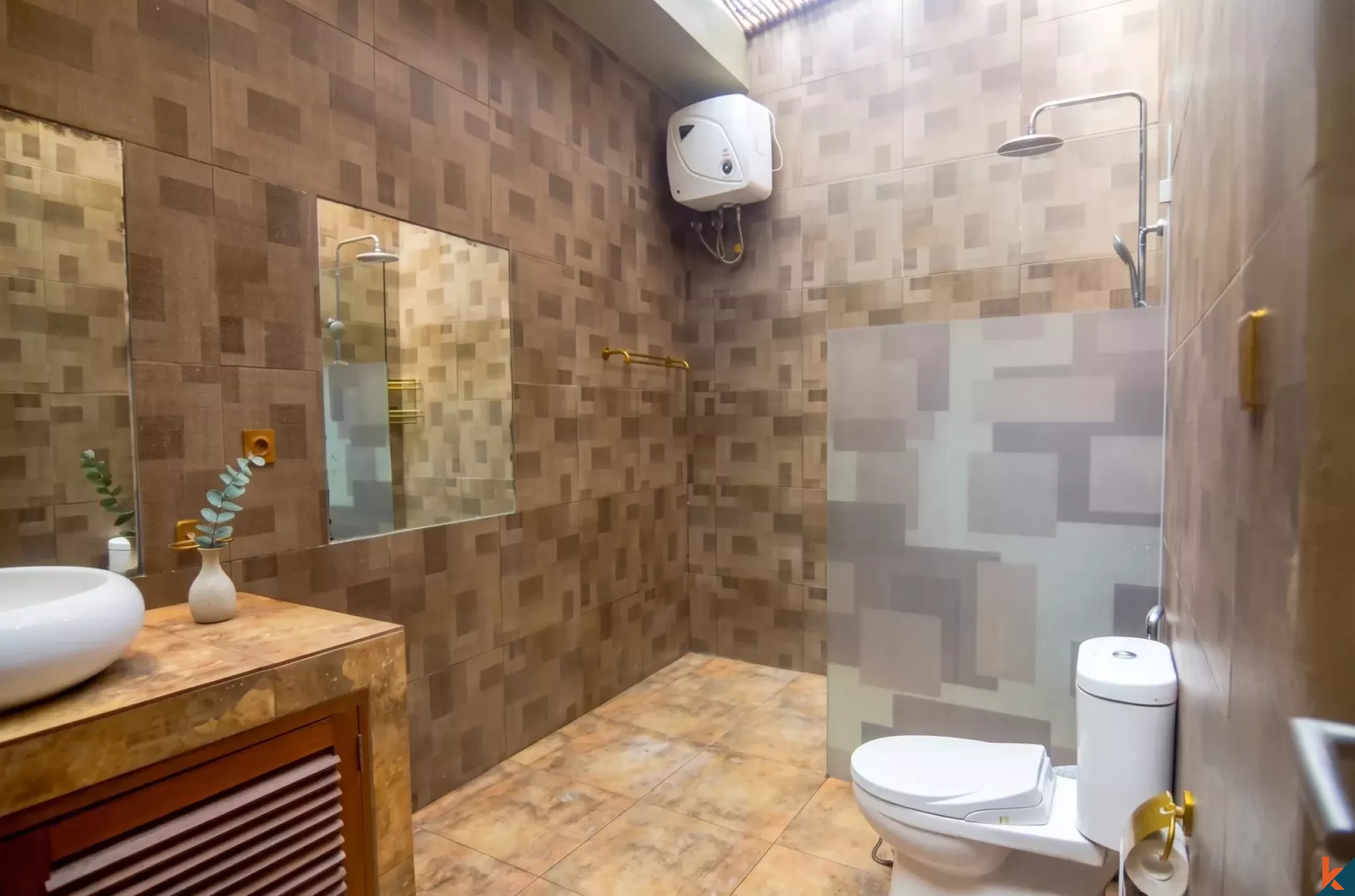 Cozy One Bedroom Leasehold Villa Walking Distance to the Beach in Legian