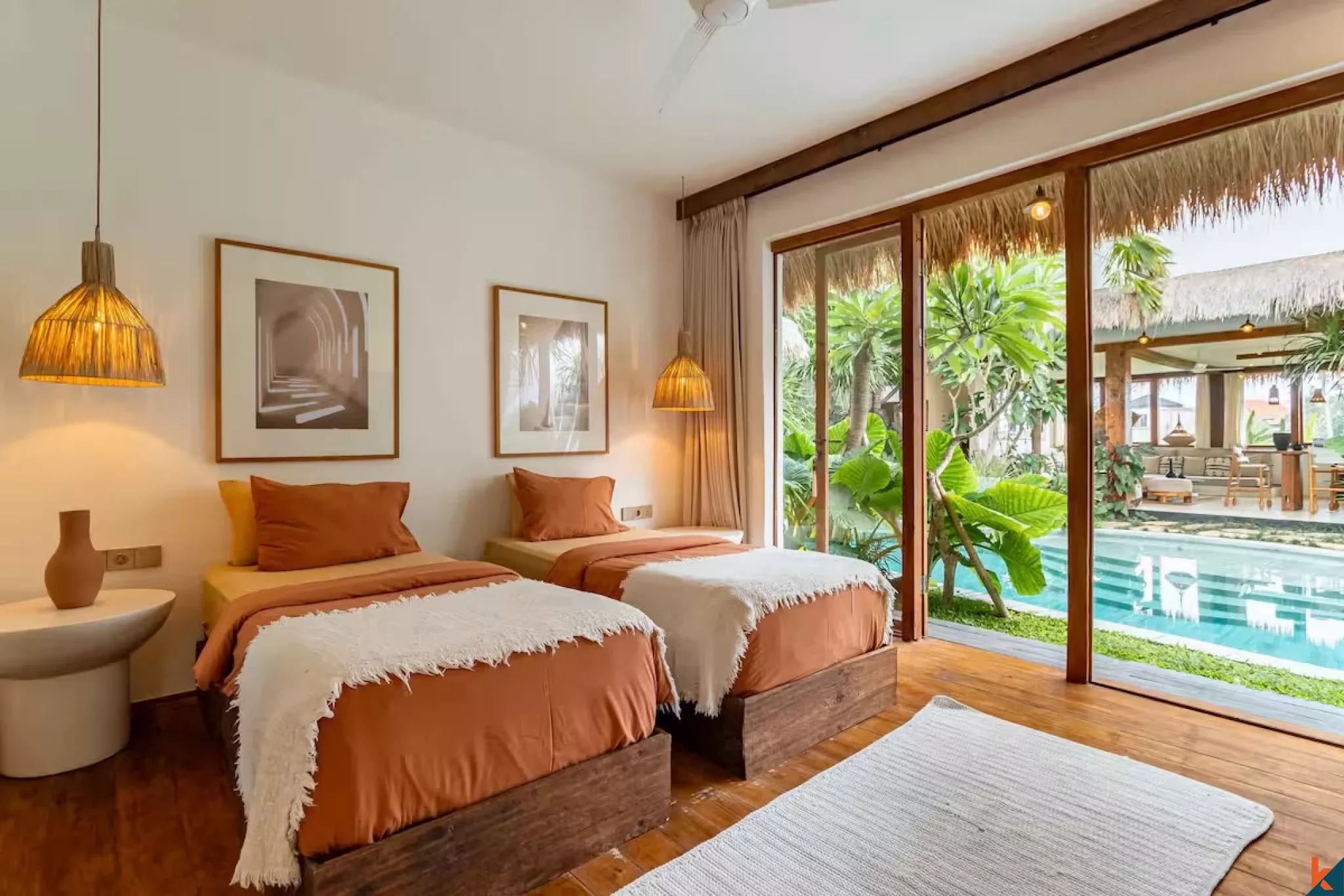 Designer 5-Bedroom Villa with Rice Field Views in Umalas