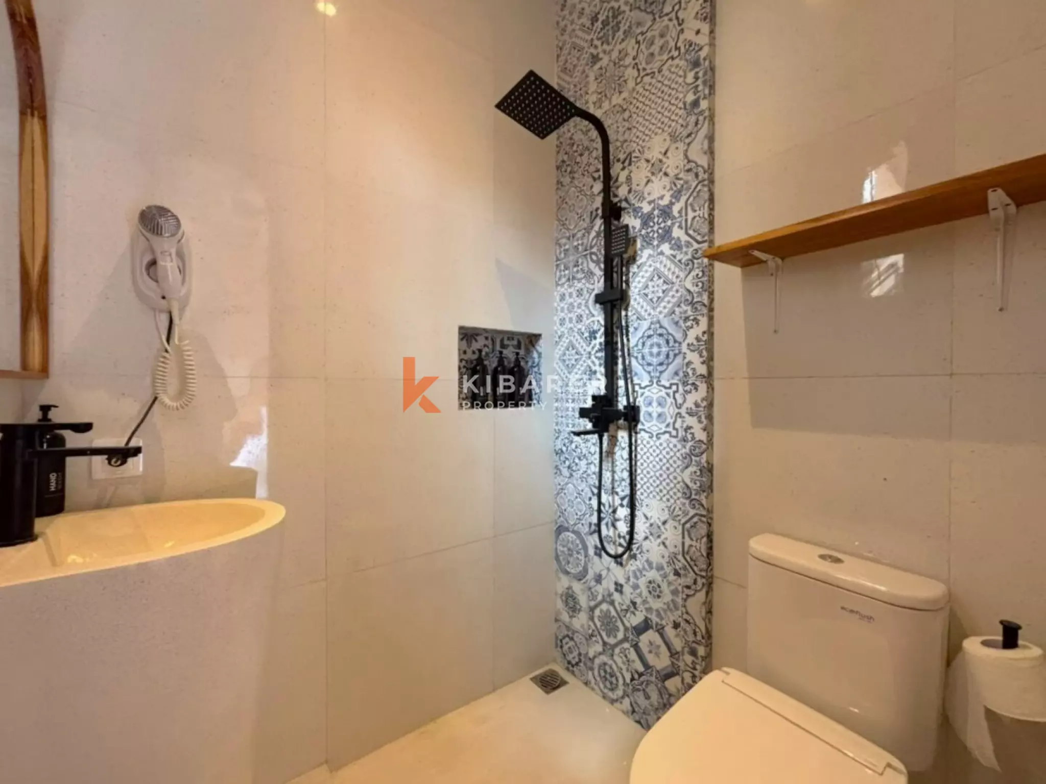 Contemporary Mediterranean Three Bedroom Villa with Rooftop Entertaining Space in Ungasan