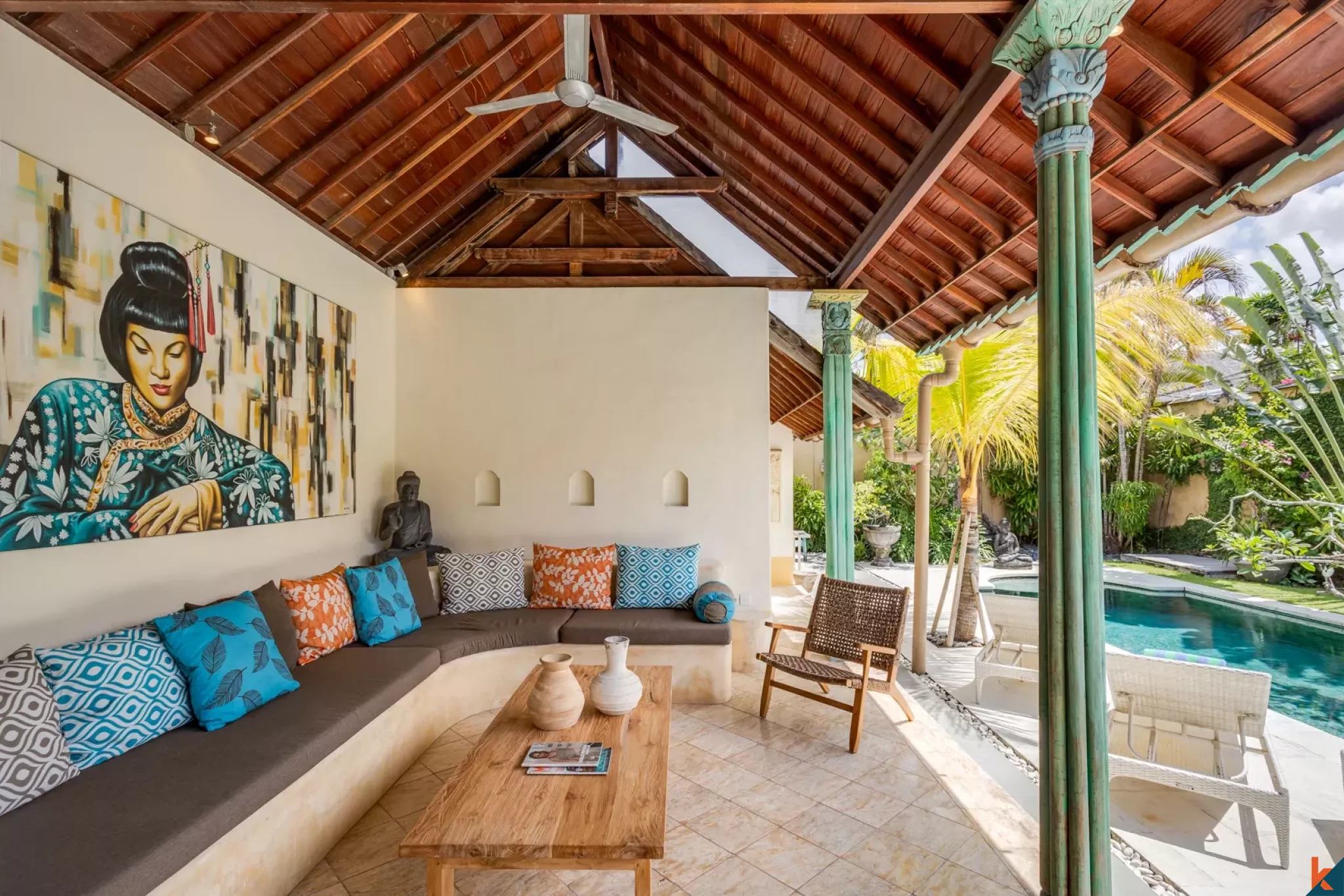 Charmante villa traditionnelle de trois chambres à coucher en location dans le quartier central de Drupadi