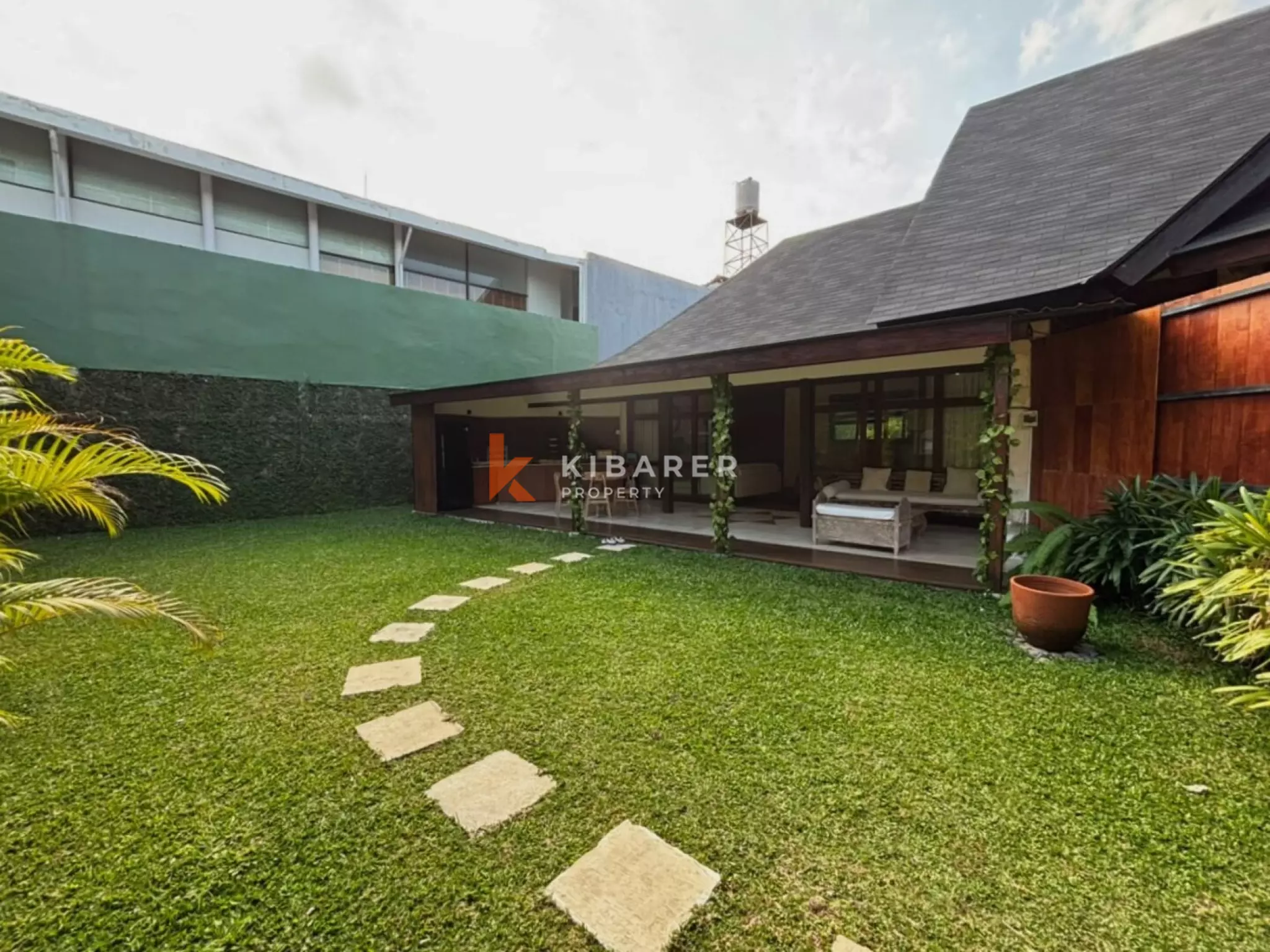 Relaxed Garden Living in a Beautiful One Bedroom Umalas Studio Apartment